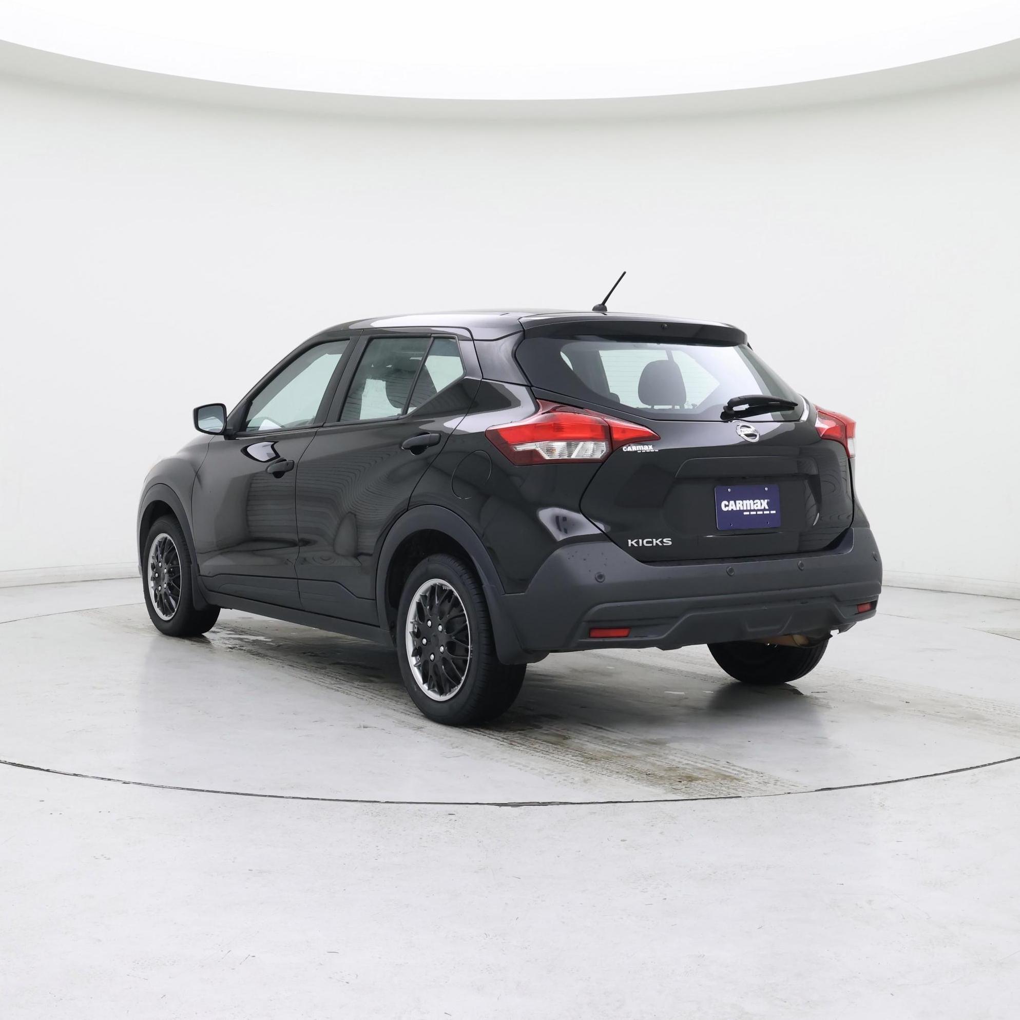 Thumbnail: 2020 Nissan Kicks - 2