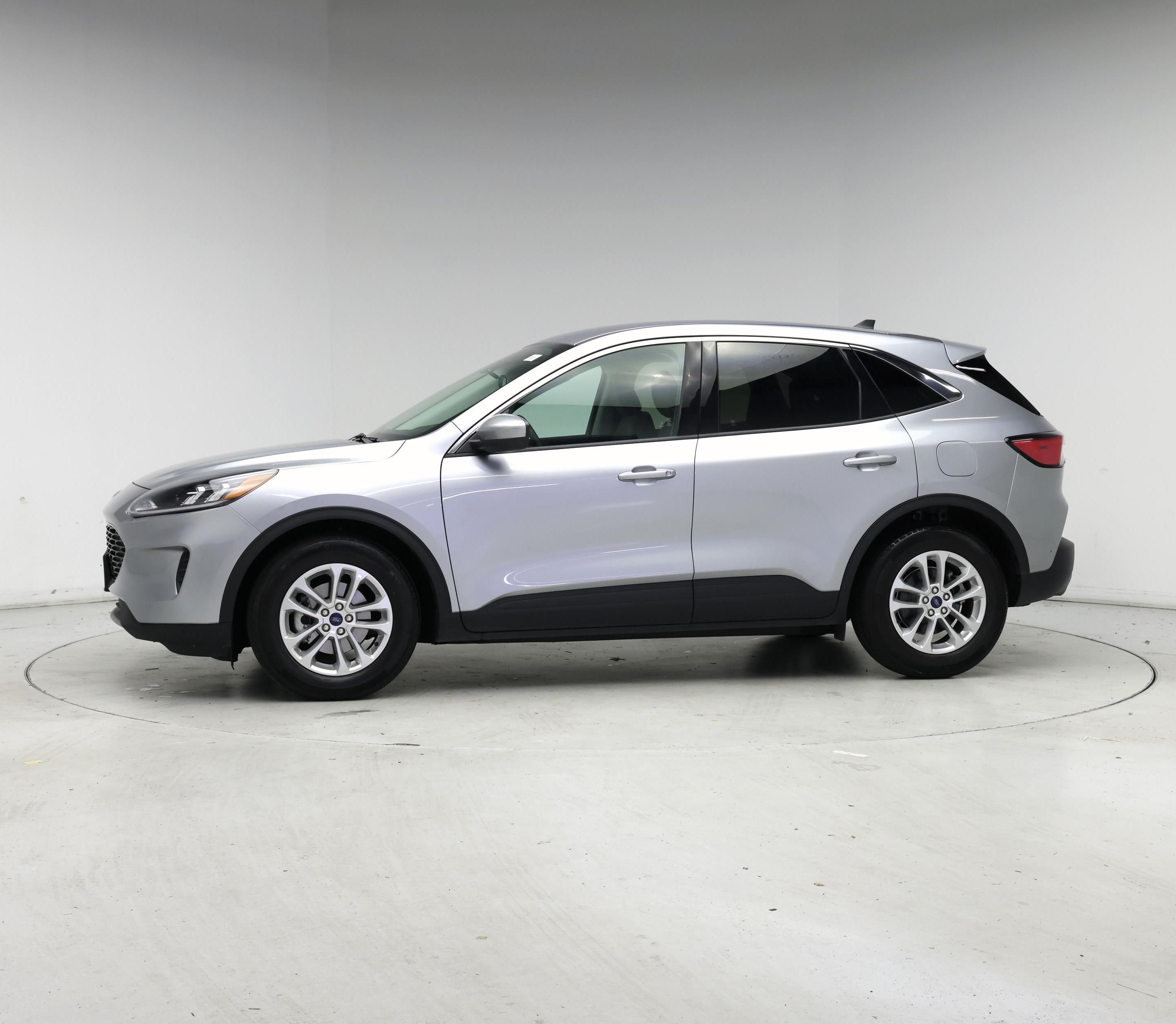 Thumbnail: 2021 Ford Escape - 3