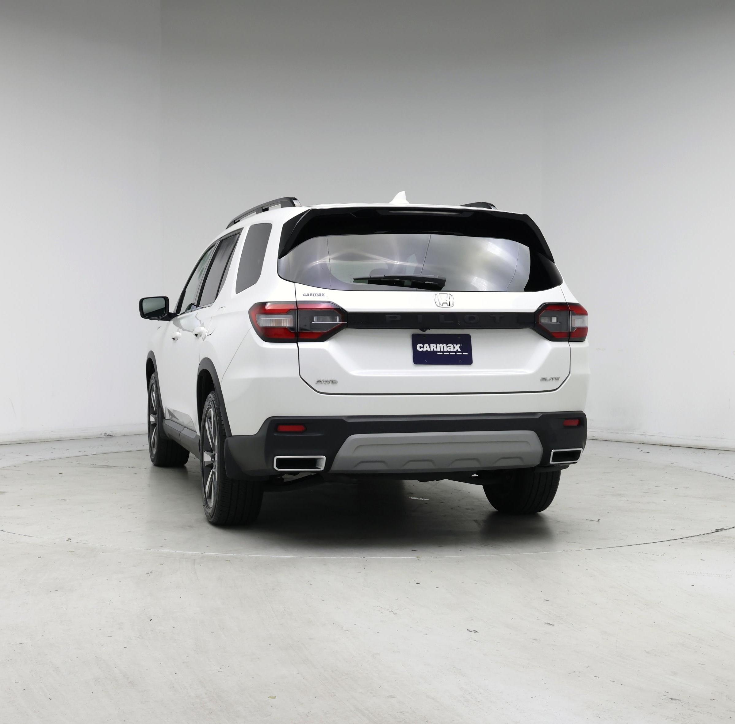 Thumbnail: 2023 Honda Pilot - 6