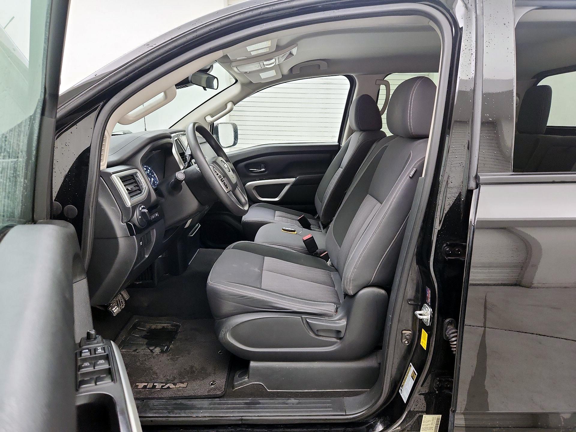 Thumbnail: 2021 Nissan Titan - 11