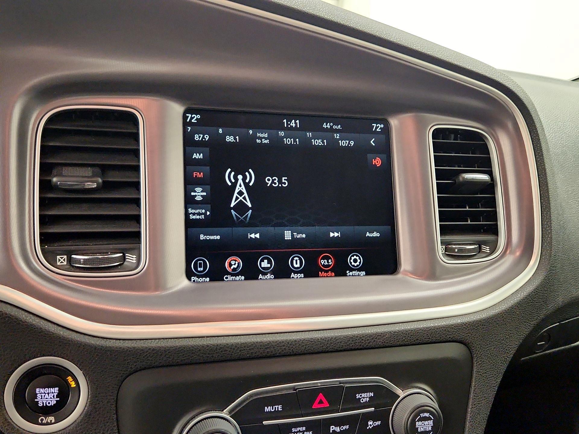 Thumbnail: 2022 Dodge Charger - 15