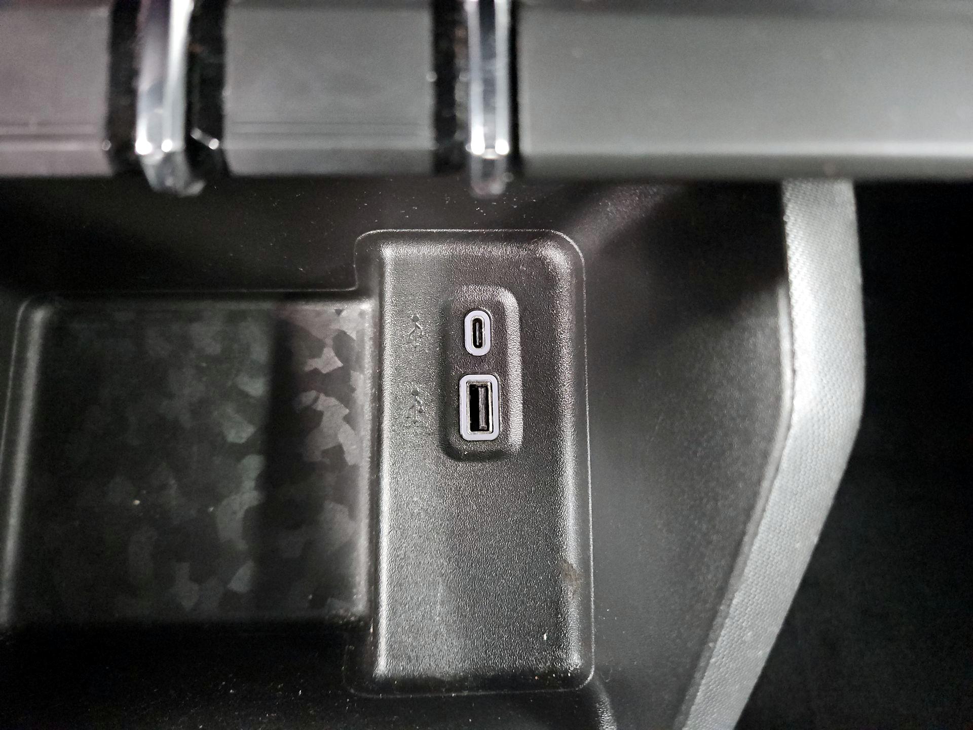 Thumbnail: 2023 Chevrolet Colorado - 18