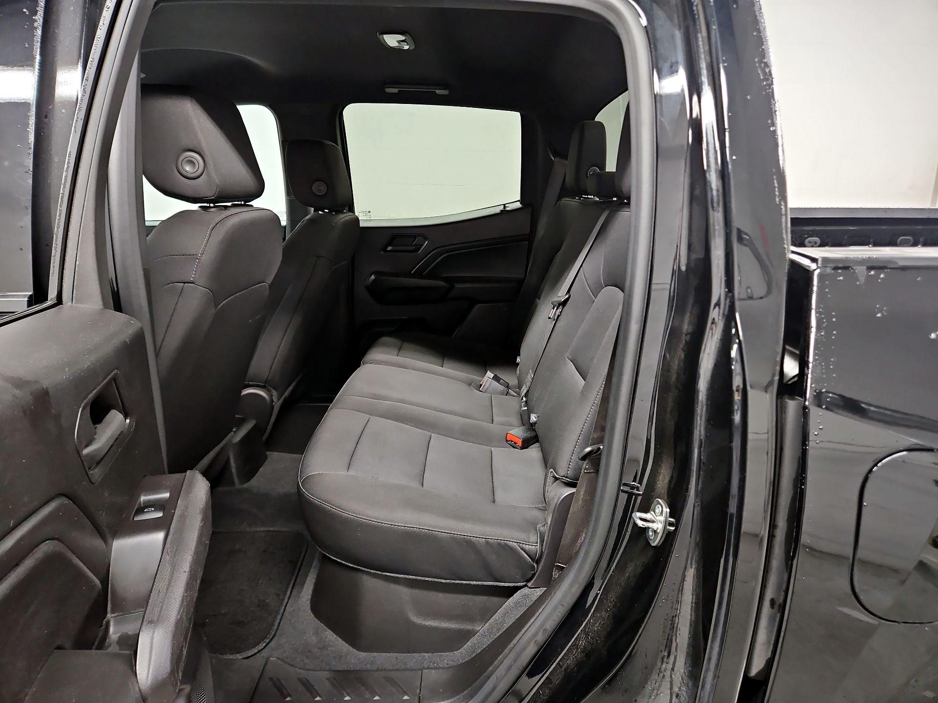 Thumbnail: 2023 Chevrolet Colorado - 19