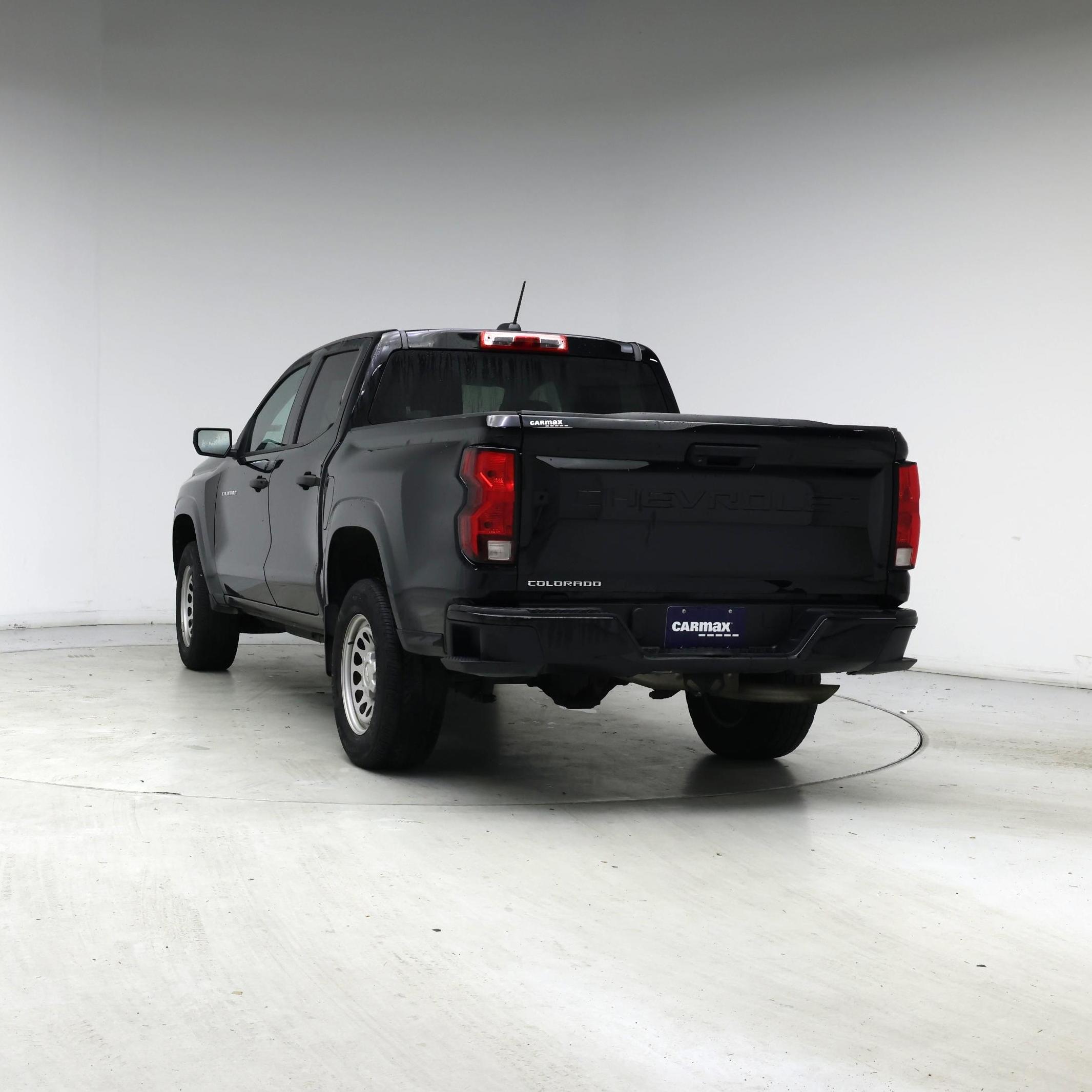 Thumbnail: 2023 Chevrolet Colorado - 6