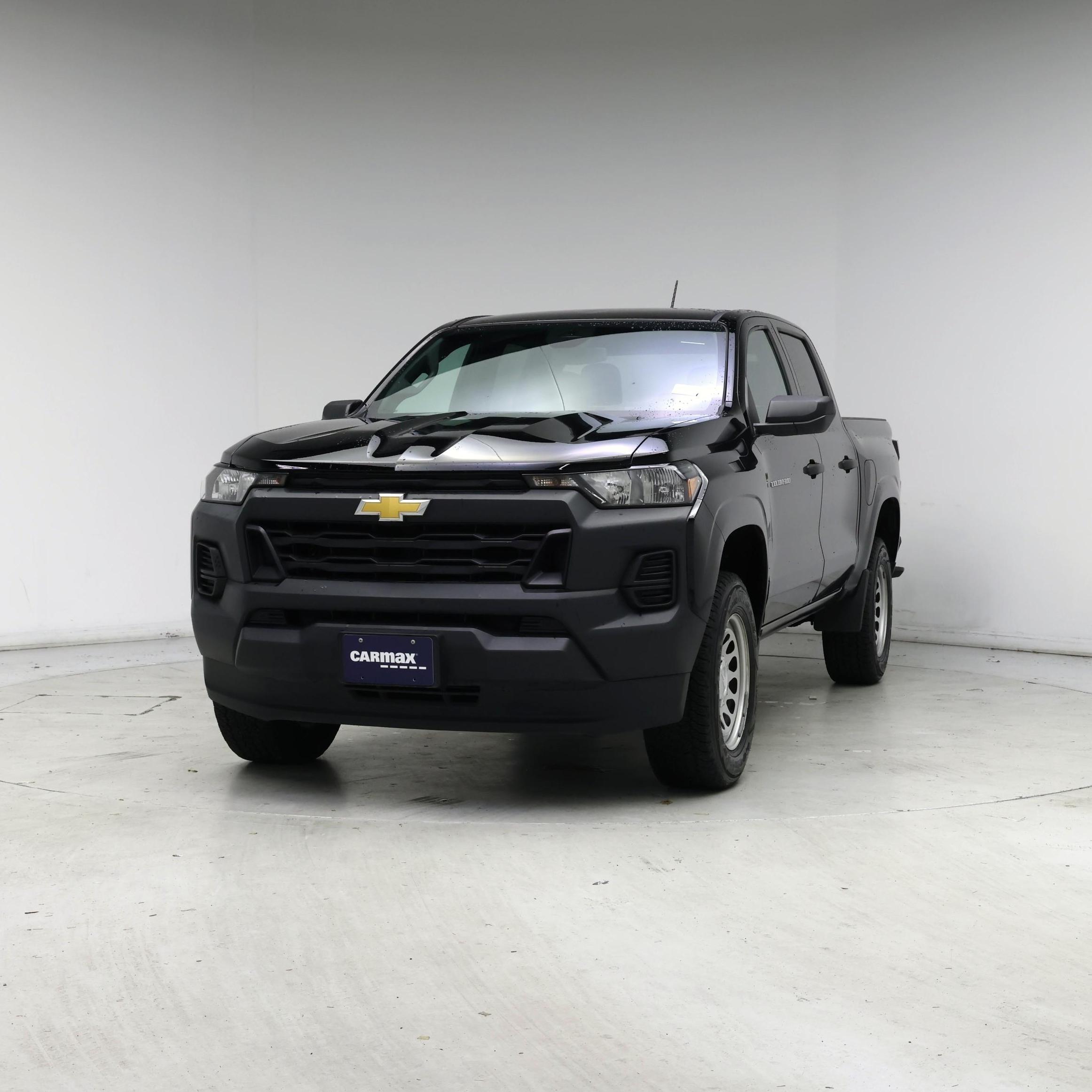 Thumbnail: 2023 Chevrolet Colorado - 4