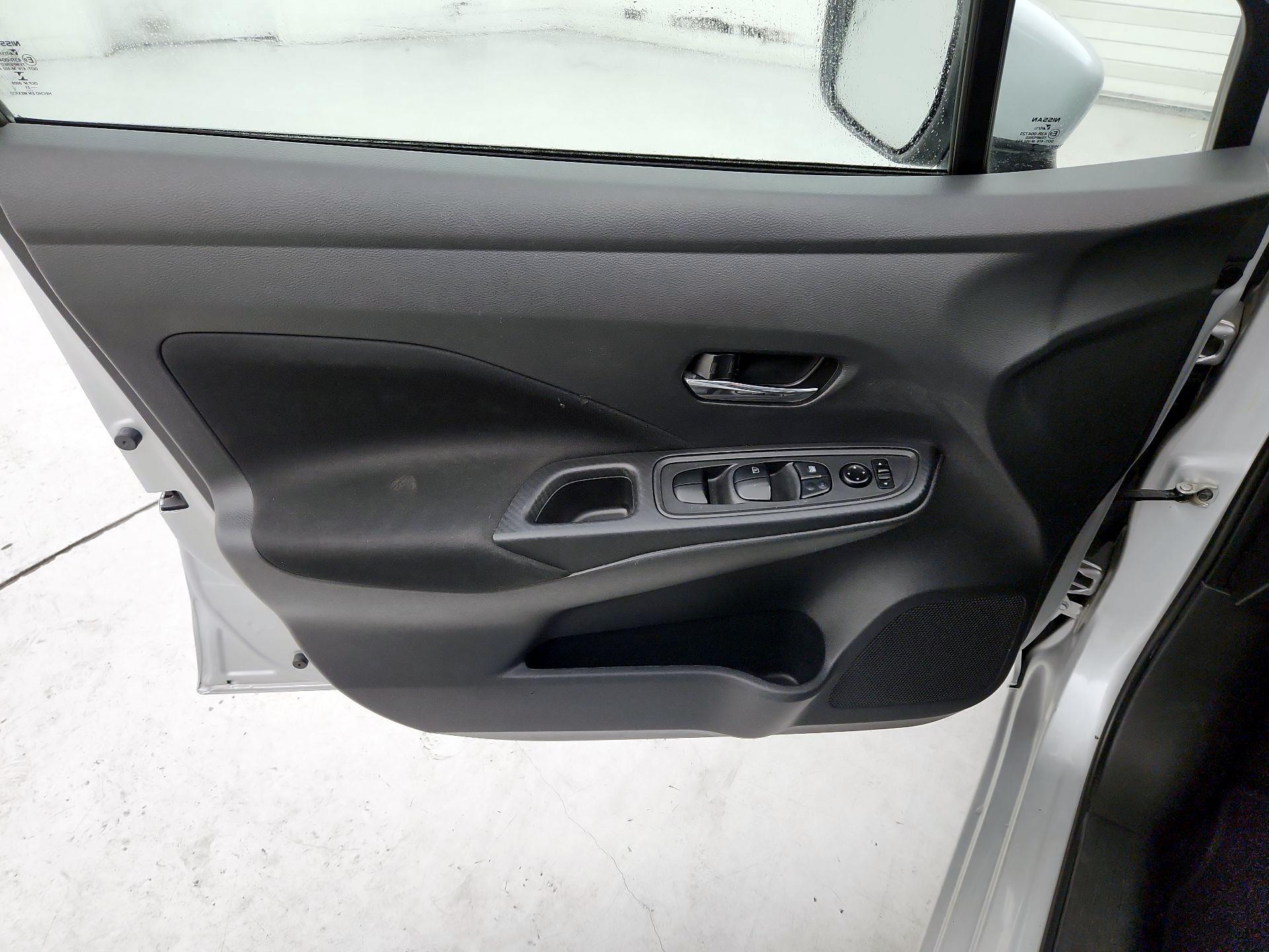 Thumbnail: 2021 Nissan Versa - 12