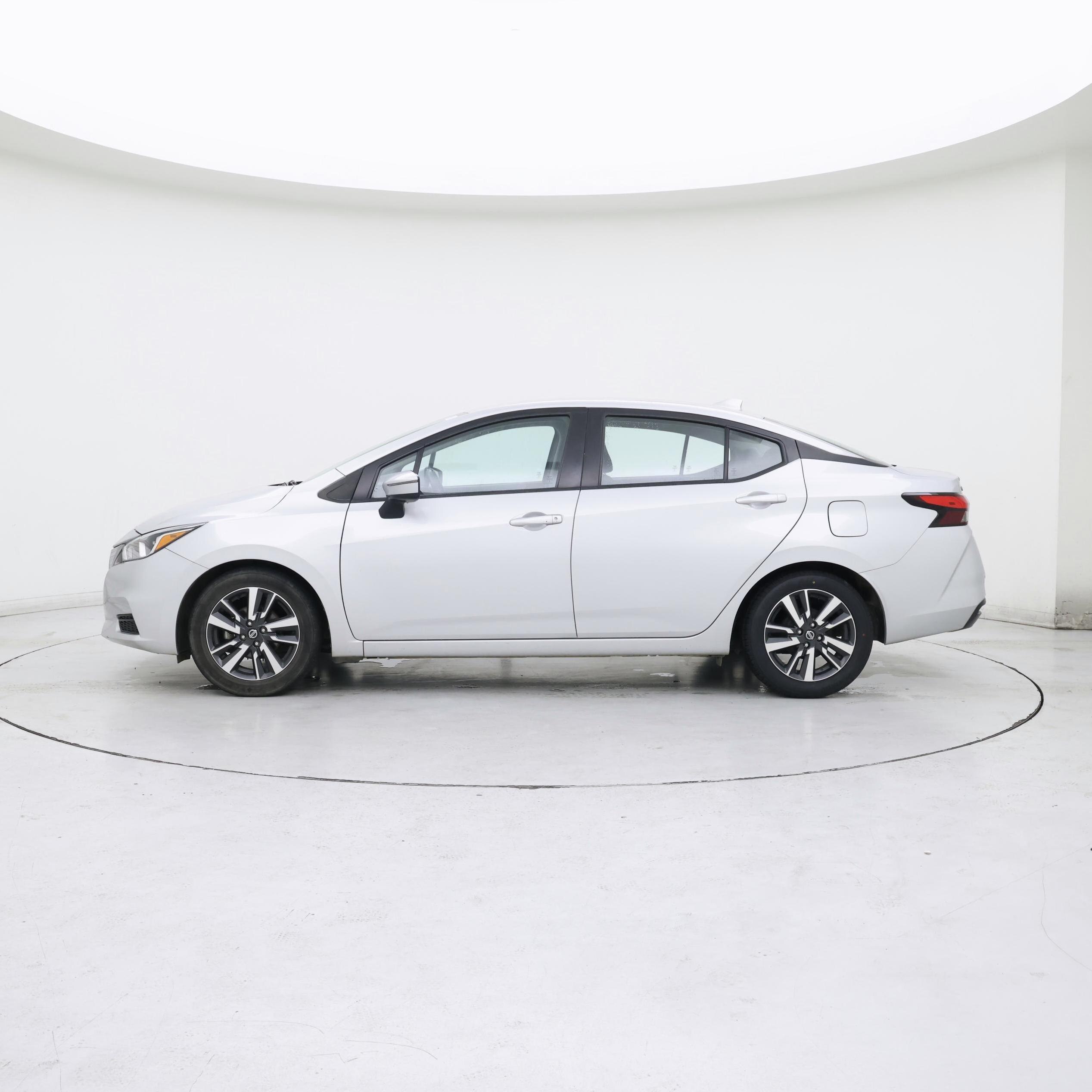 Thumbnail: 2021 Nissan Versa - 3