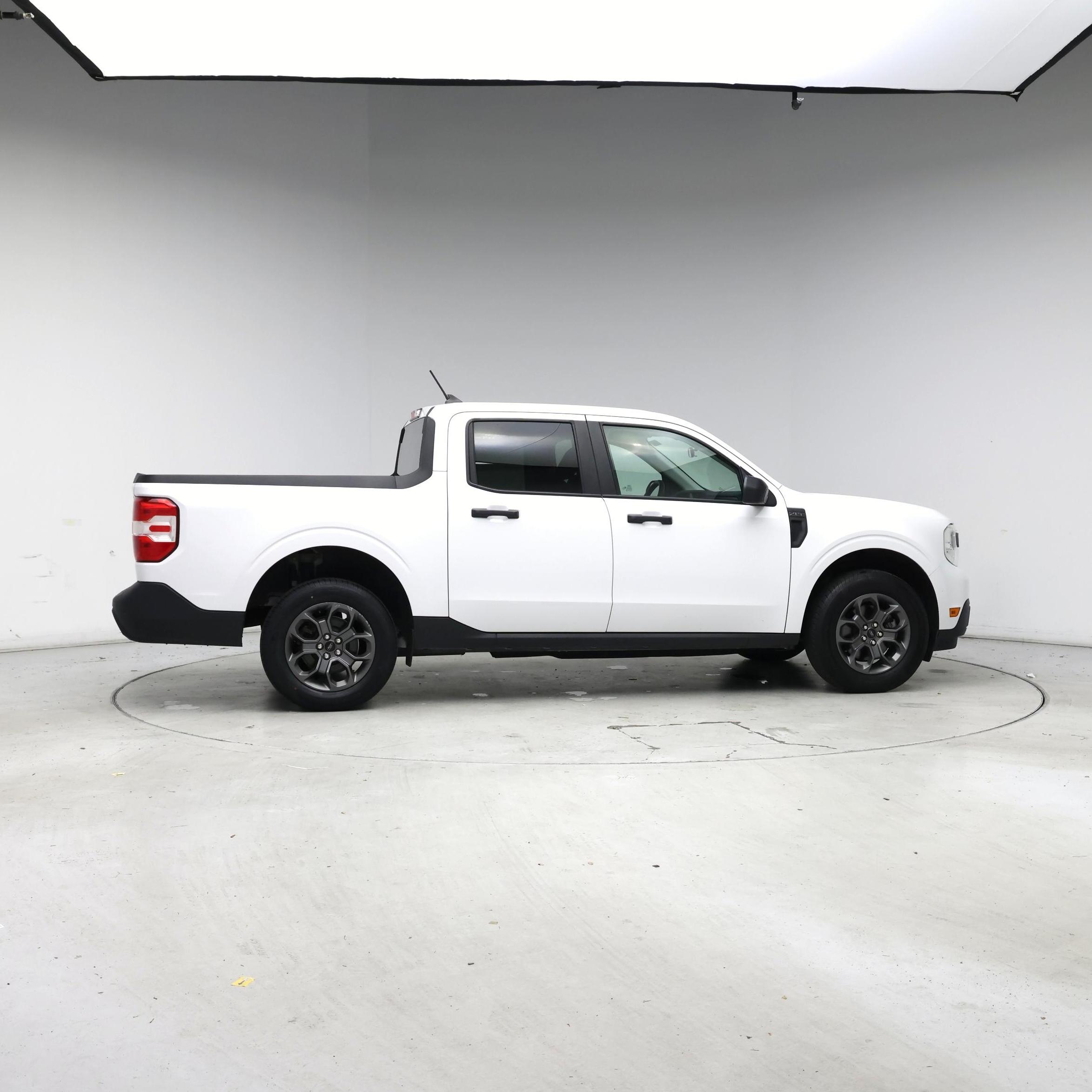 Thumbnail: 2022 Ford Maverick - 7