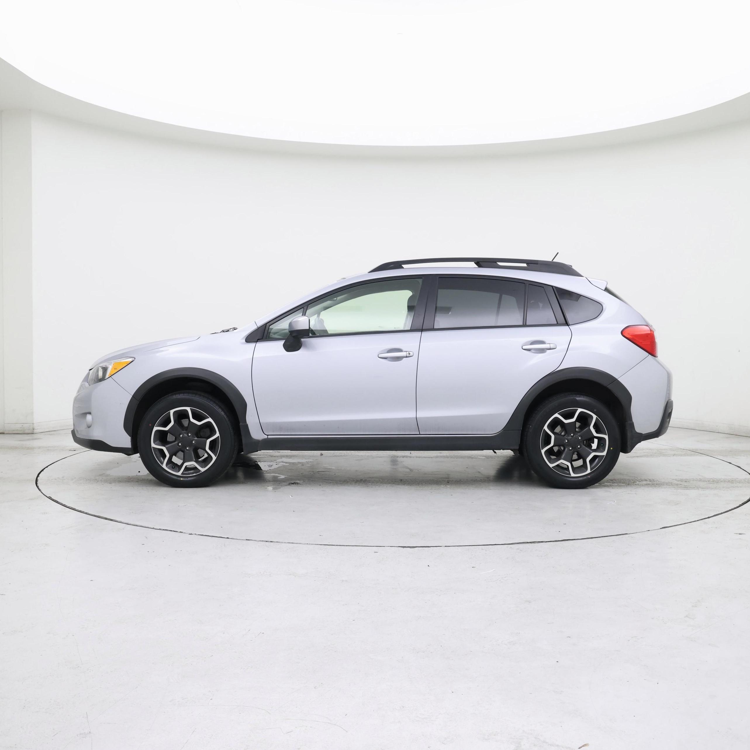 Thumbnail: 2015 Subaru XV Crosstrek - 3