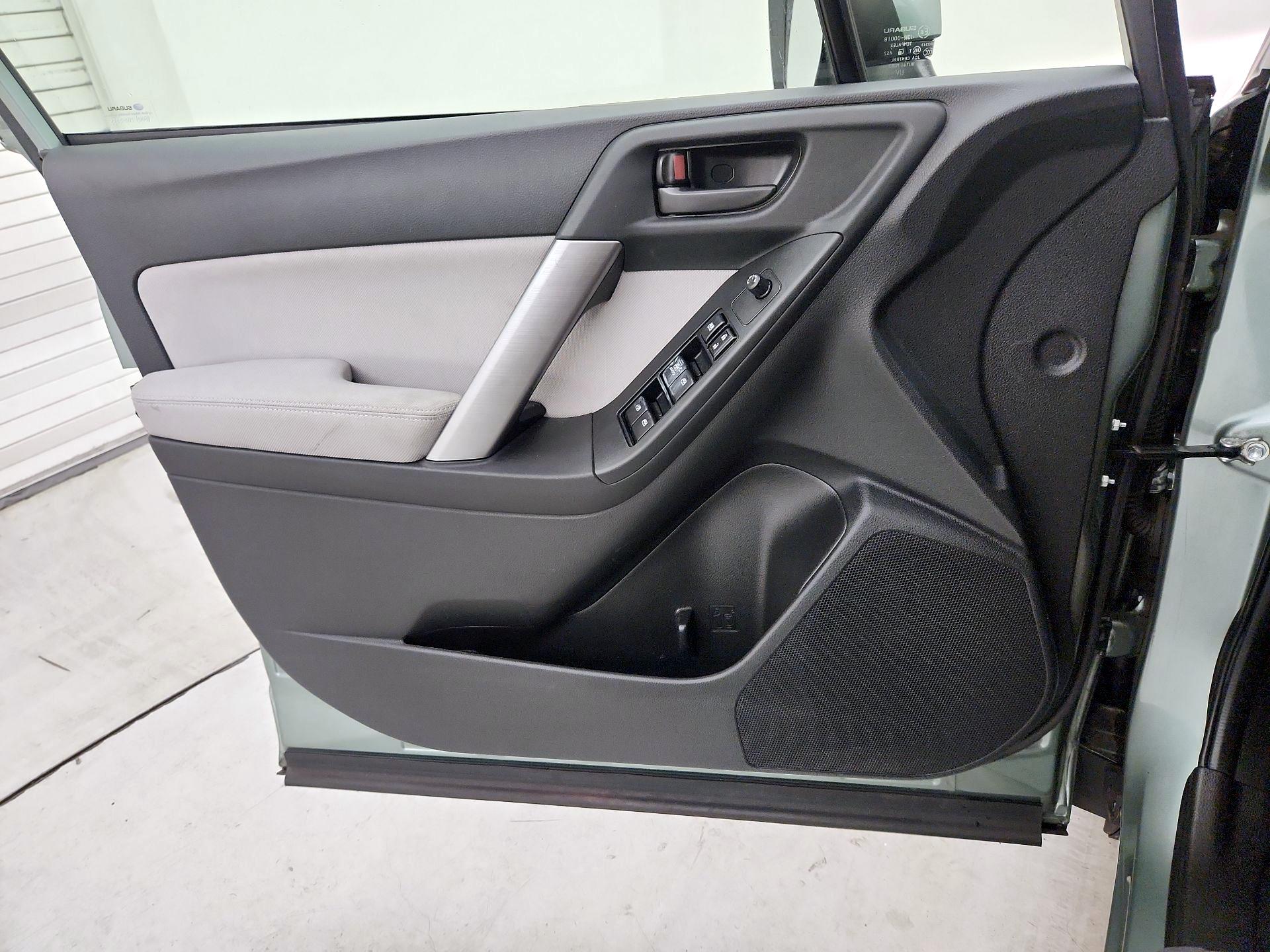 Thumbnail: 2014 Subaru Forester - 12