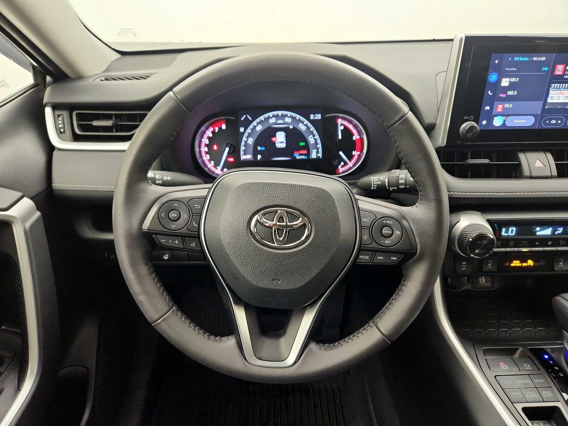 Thumbnail: 2023 Toyota RAV4 - 10