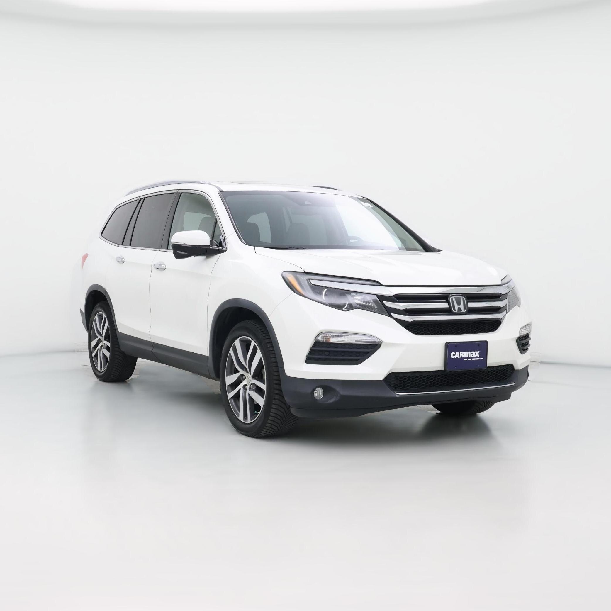 Thumbnail: 2017 Honda Pilot - 1