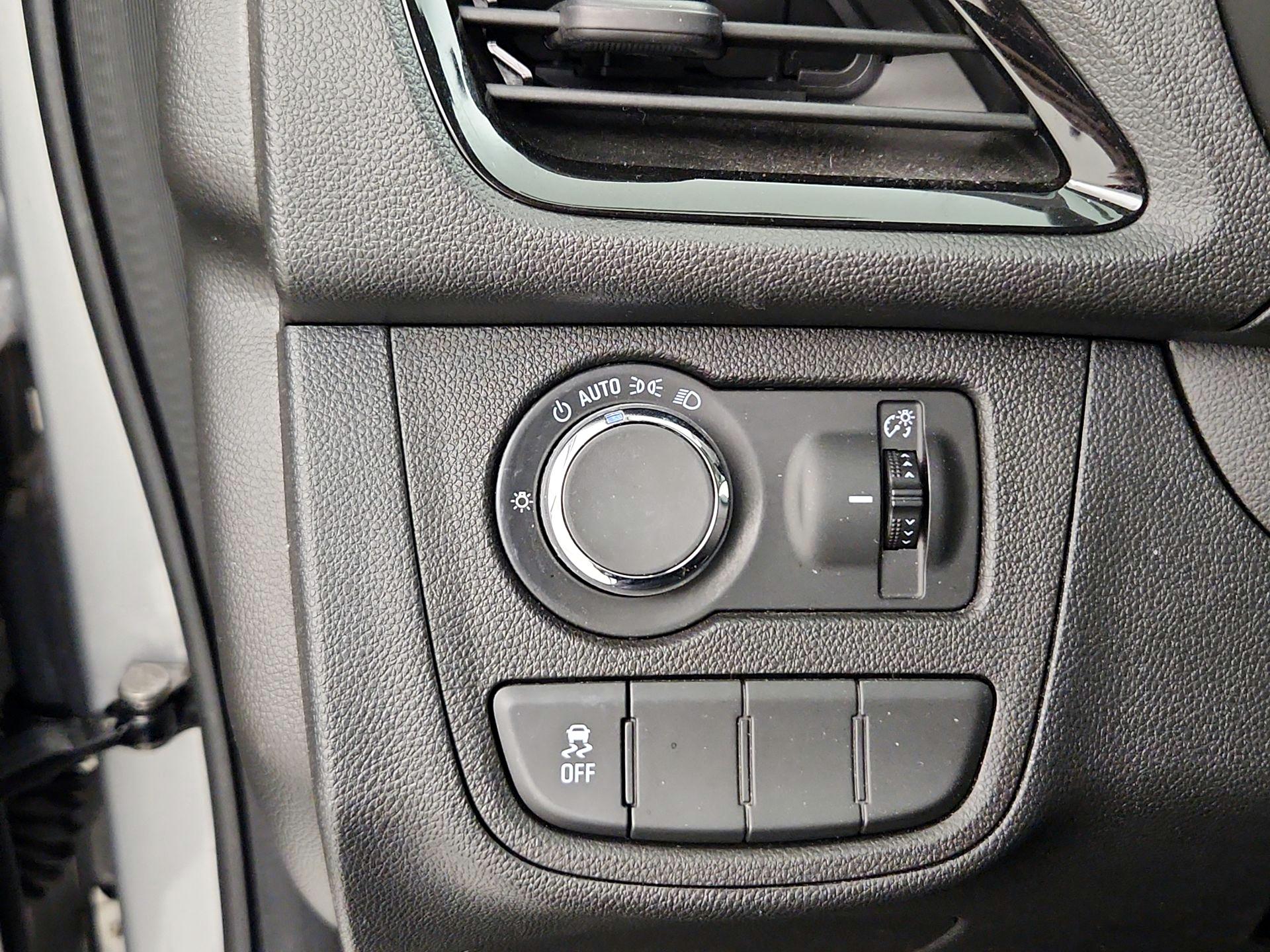 Thumbnail: 2017 Chevrolet Spark - 14