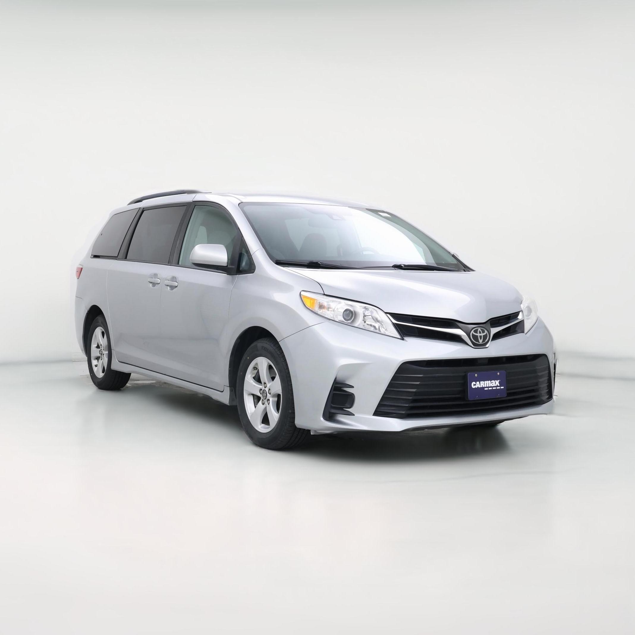 Thumbnail: 2019 Toyota Sienna - 1