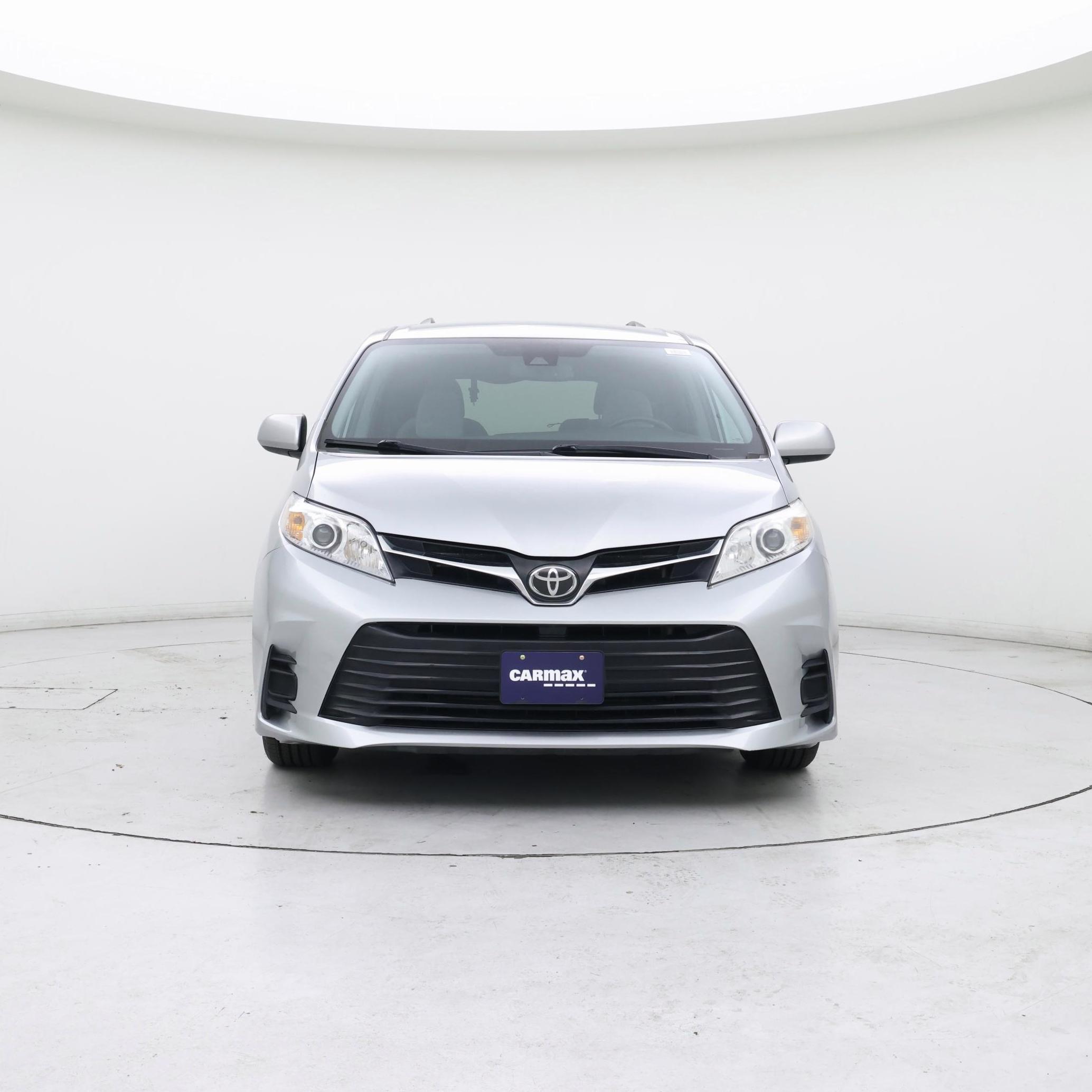 Thumbnail: 2019 Toyota Sienna - 5