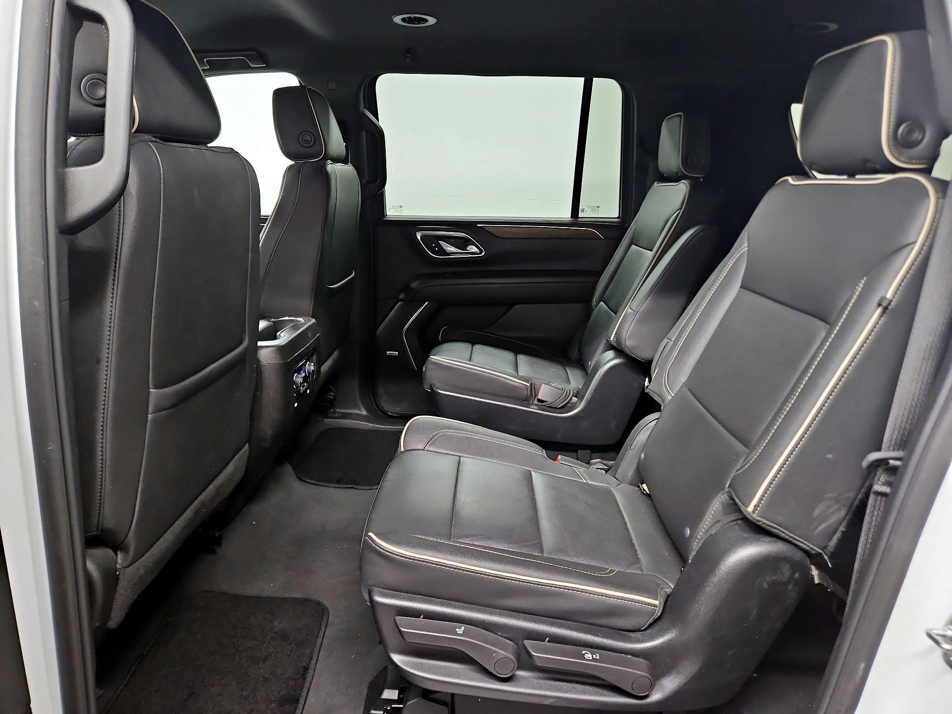 Thumbnail: 2023 Chevrolet Suburban - 20