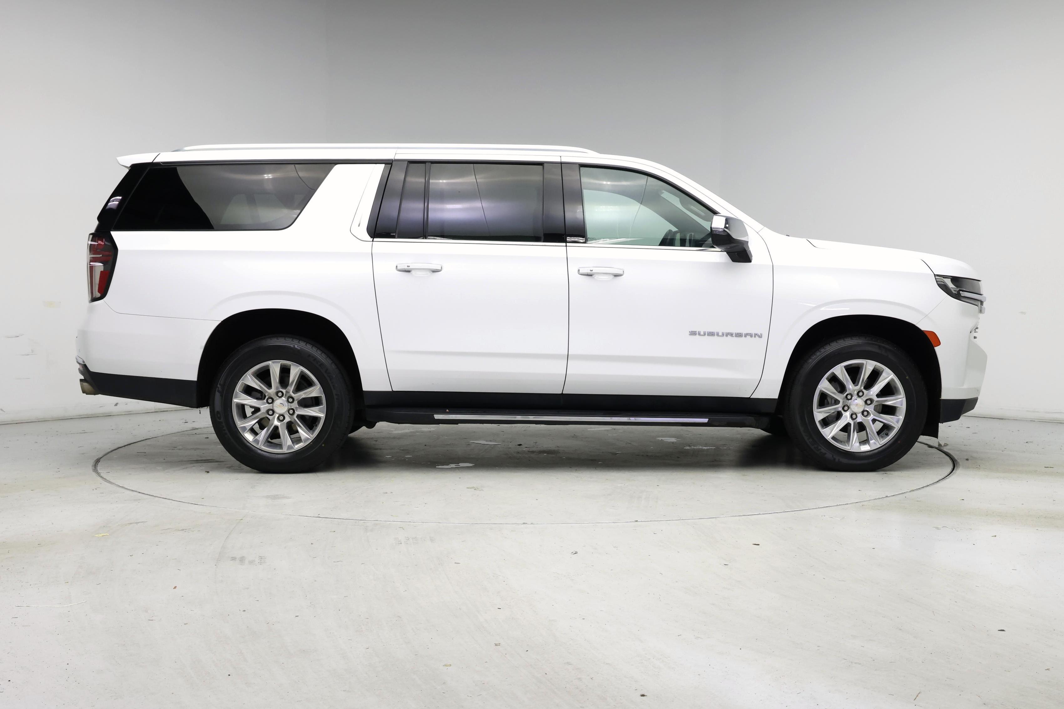 Thumbnail: 2023 Chevrolet Suburban - 7