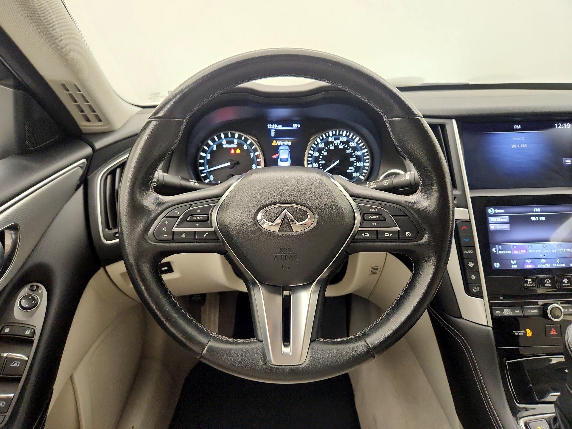 Thumbnail: 2020 INFINITI Q50 - 10