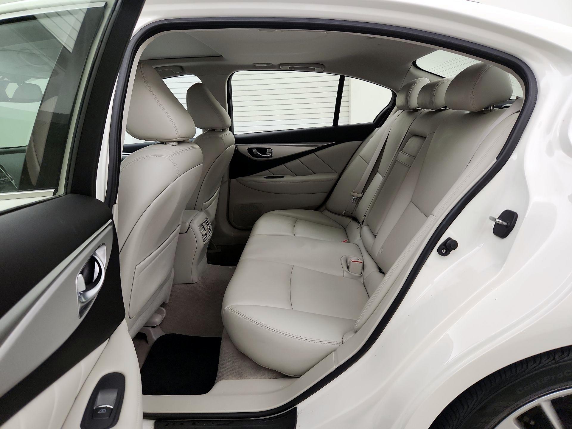 Thumbnail: 2020 INFINITI Q50 - 20