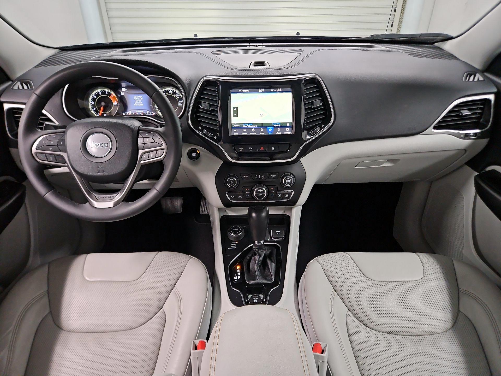 Thumbnail: 2021 Jeep Cherokee - 9