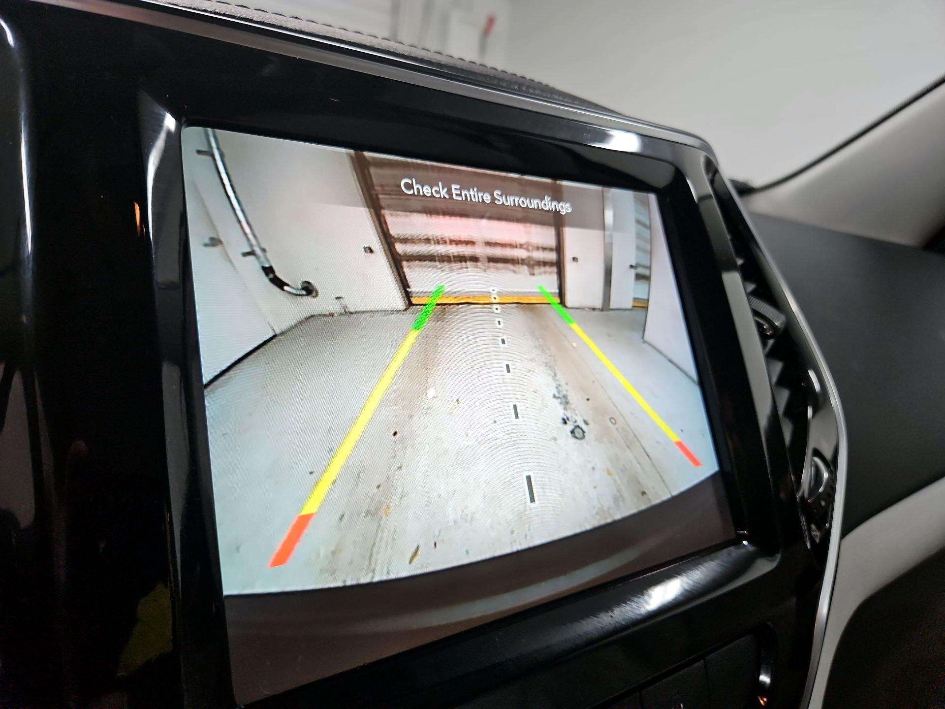 Thumbnail: 2021 Jeep Cherokee - 15