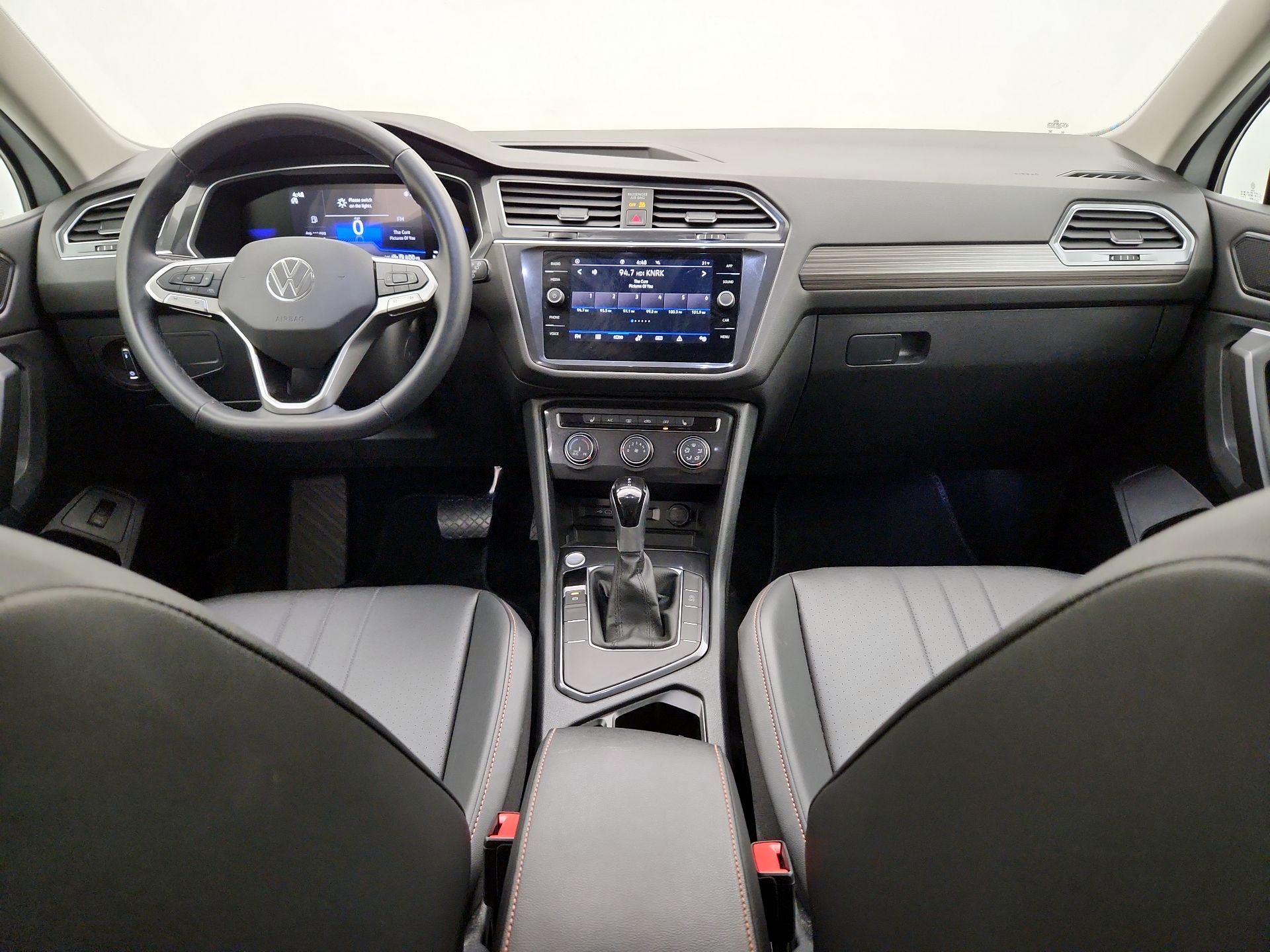 Thumbnail: 2024 Volkswagen Tiguan - 9