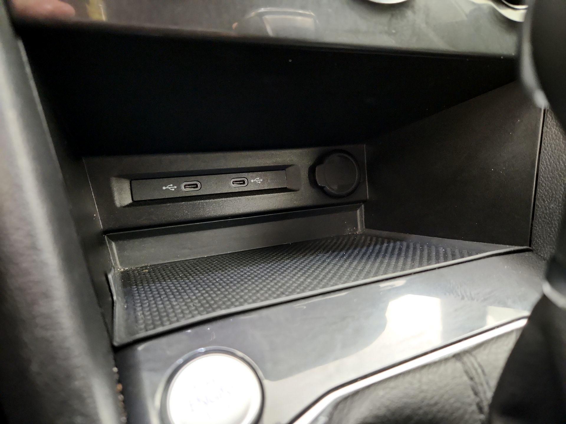 Thumbnail: 2024 Volkswagen Tiguan - 18