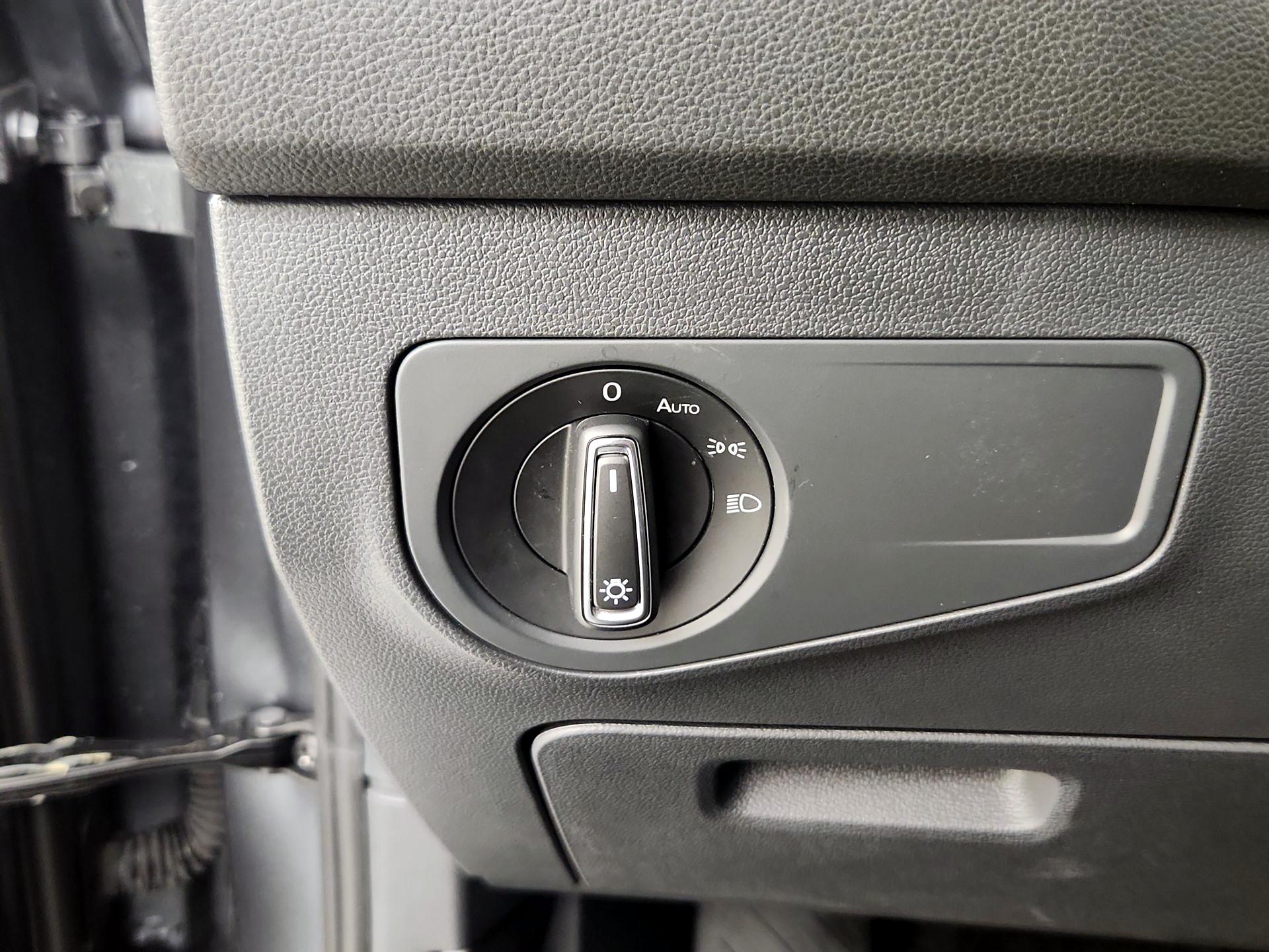 Thumbnail: 2024 Volkswagen Tiguan - 13