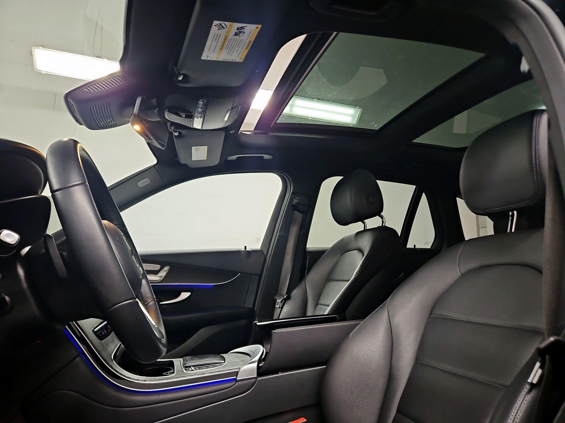 Thumbnail: 2022 Mercedes-Benz GLC - 19