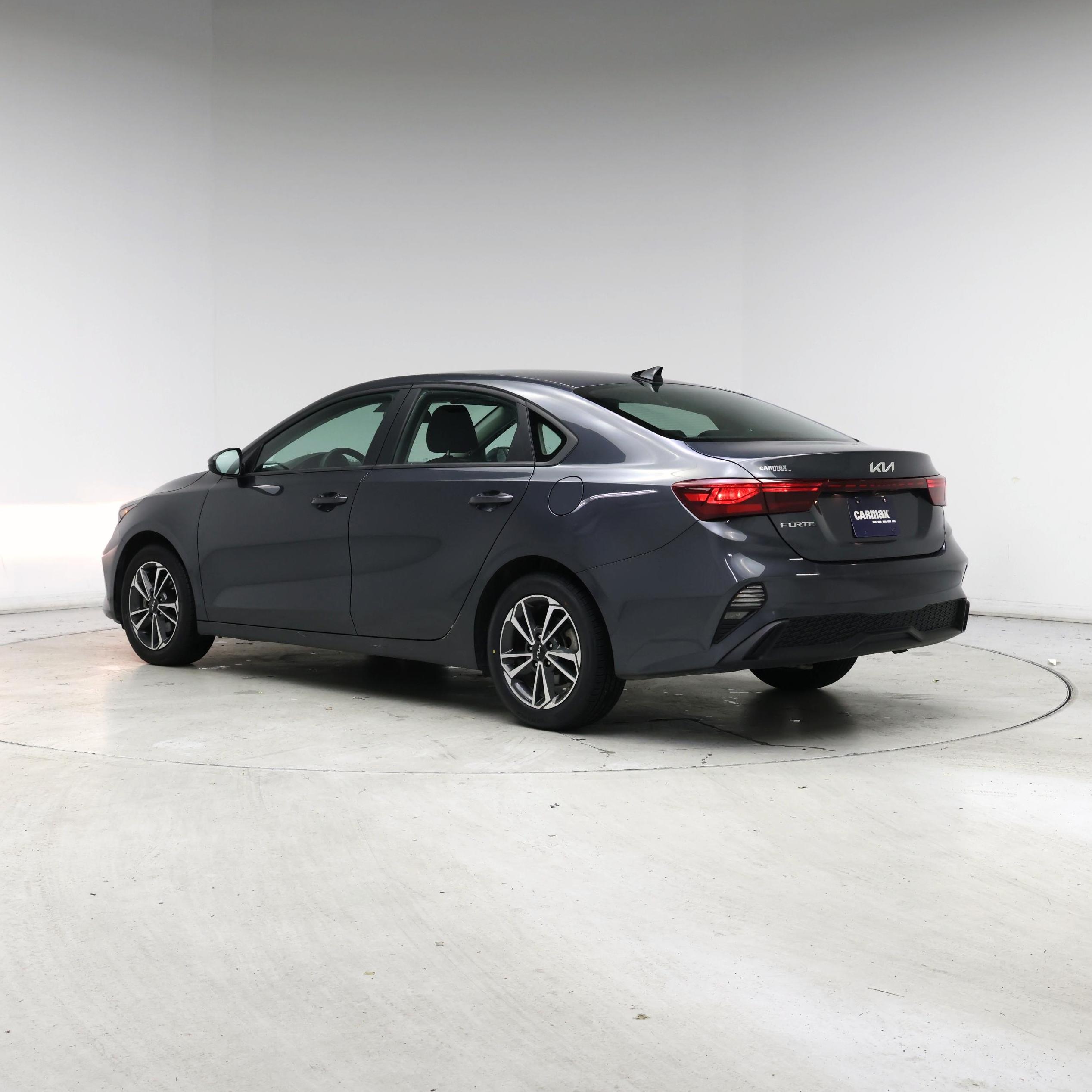 Thumbnail: 2023 Kia Forte - 2