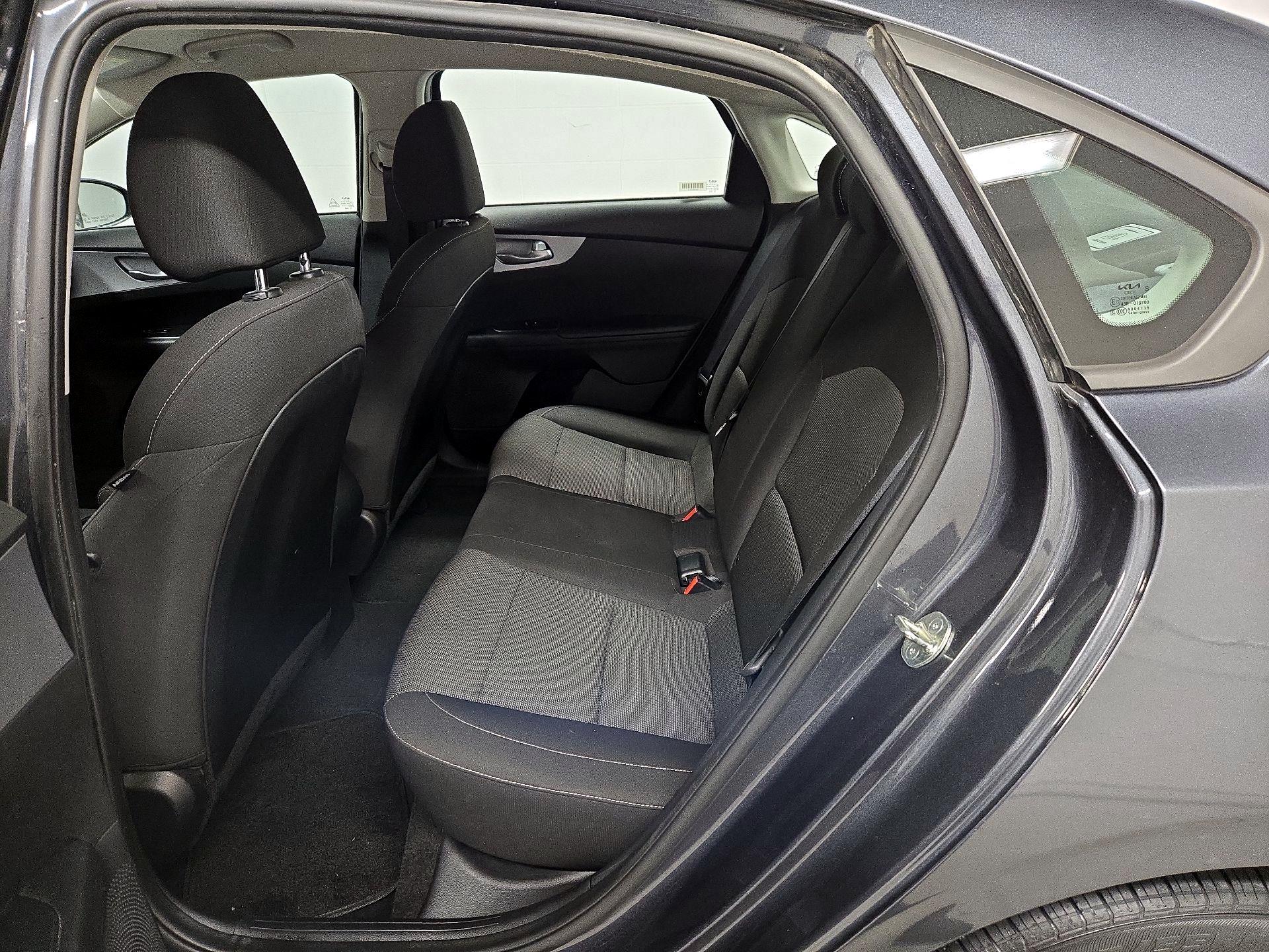 Thumbnail: 2023 Kia Forte - 19