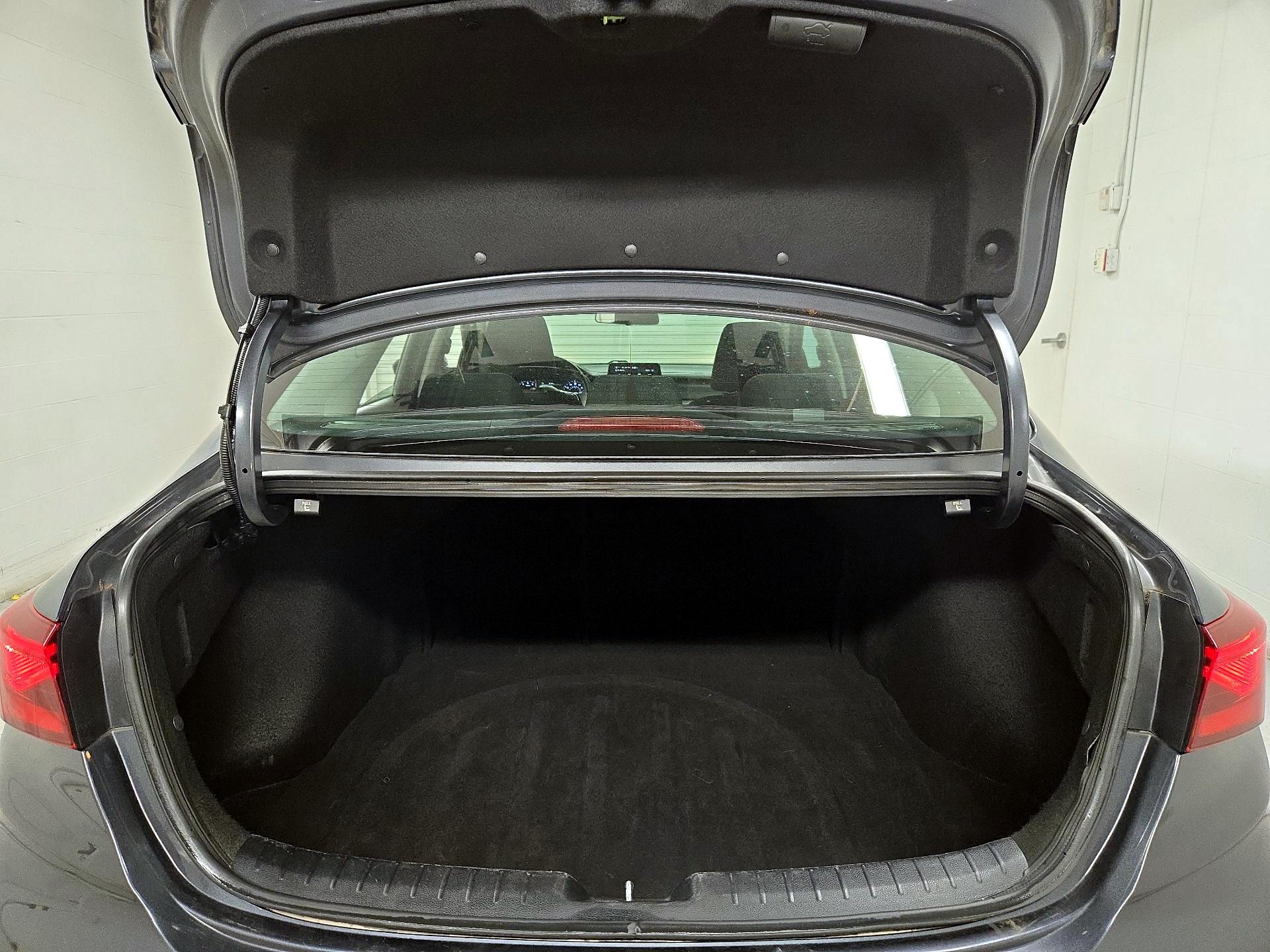 Thumbnail: 2023 Kia Forte - 20