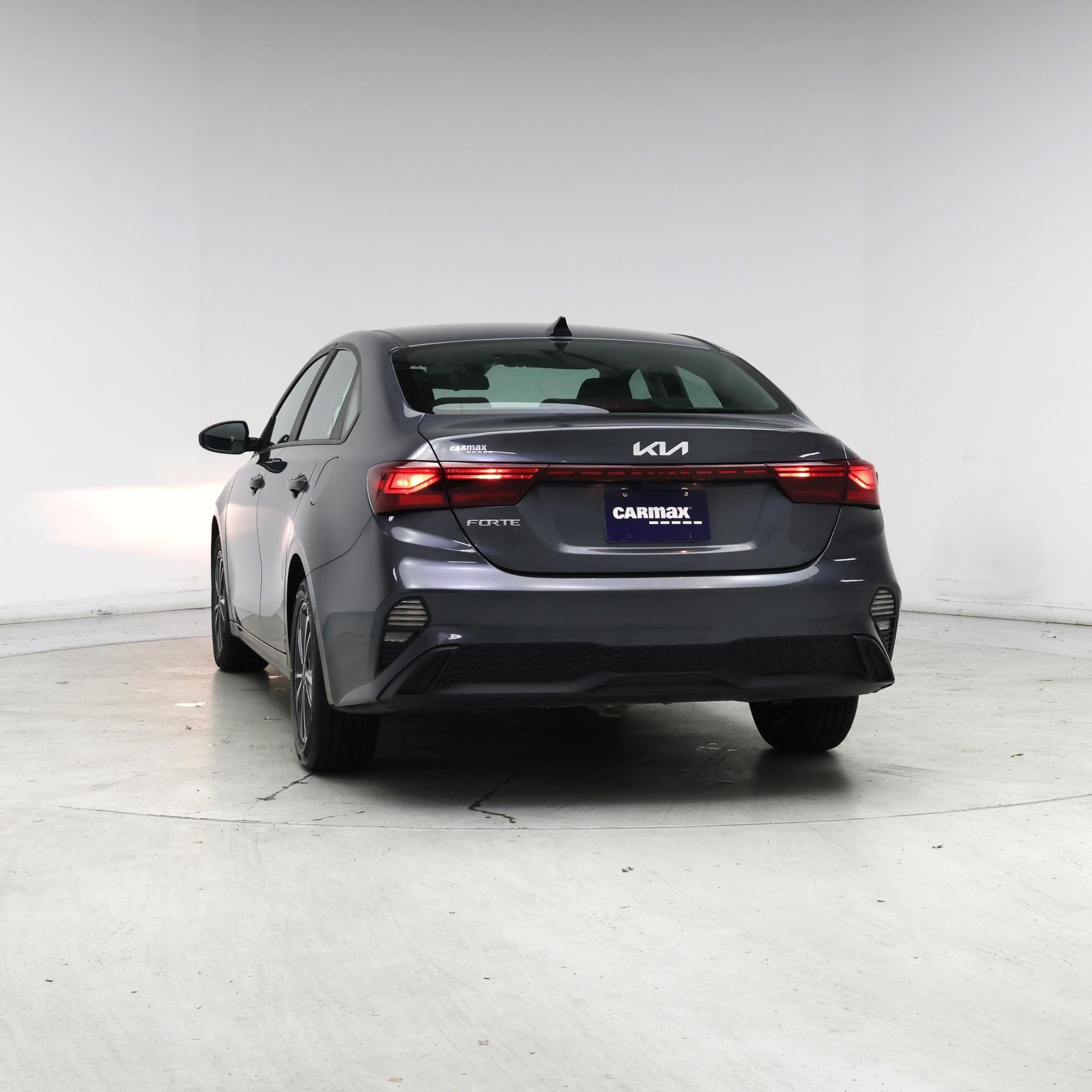 Thumbnail: 2023 Kia Forte - 6