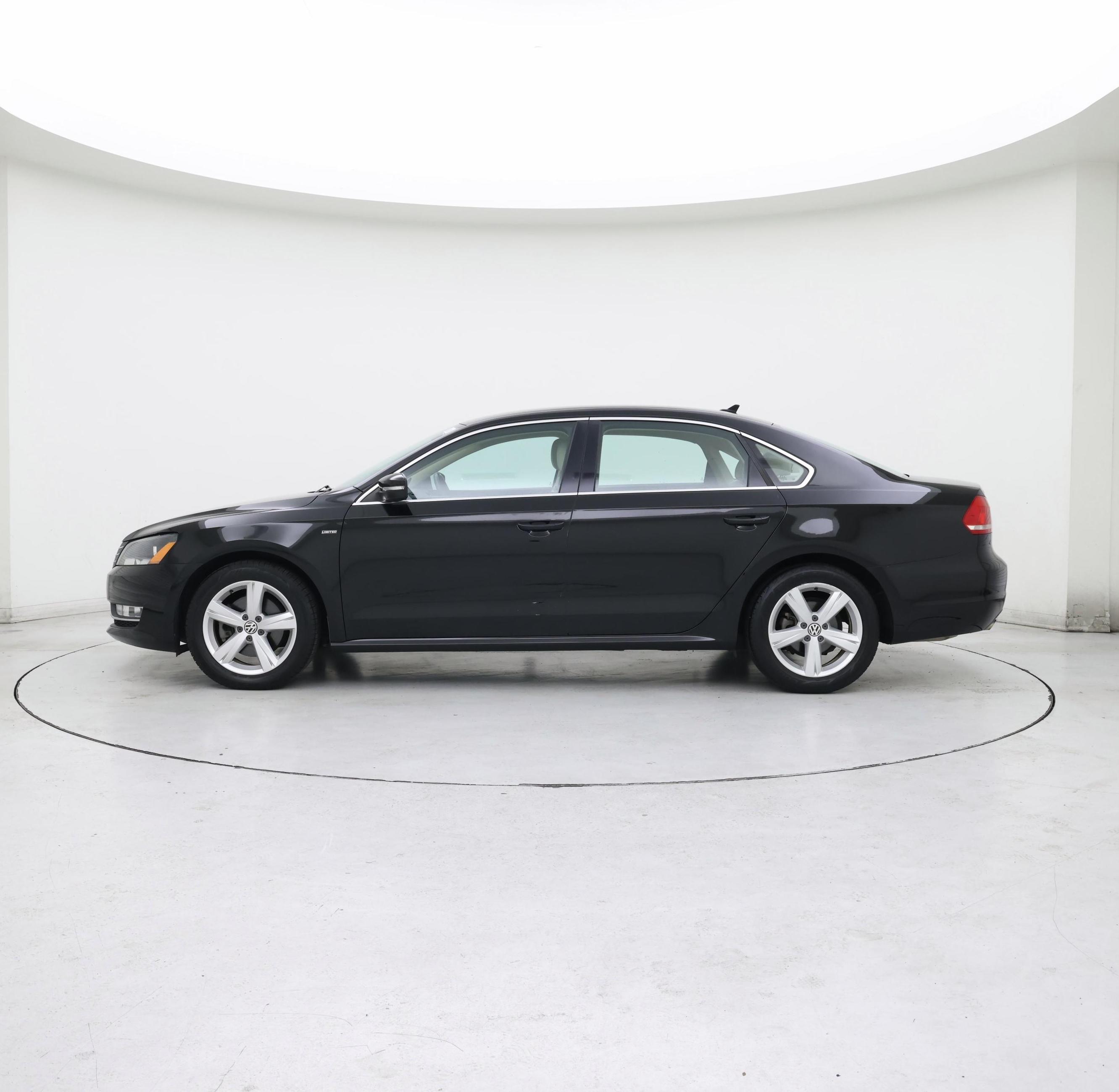 Thumbnail: 2015 Volkswagen Passat - 3