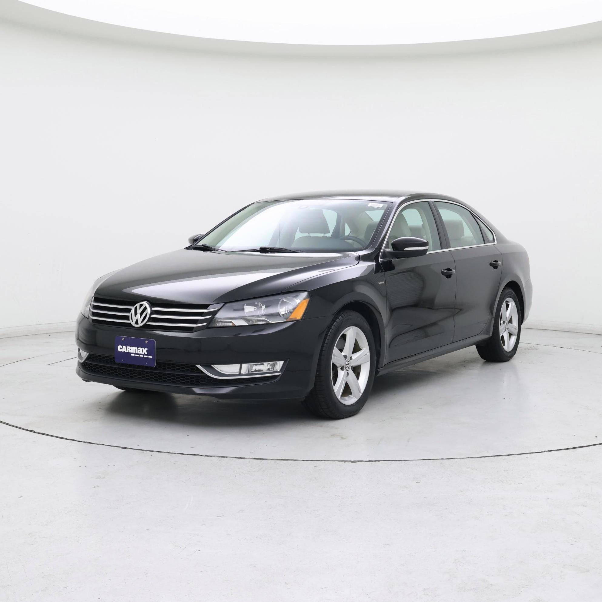 Thumbnail: 2015 Volkswagen Passat - 4