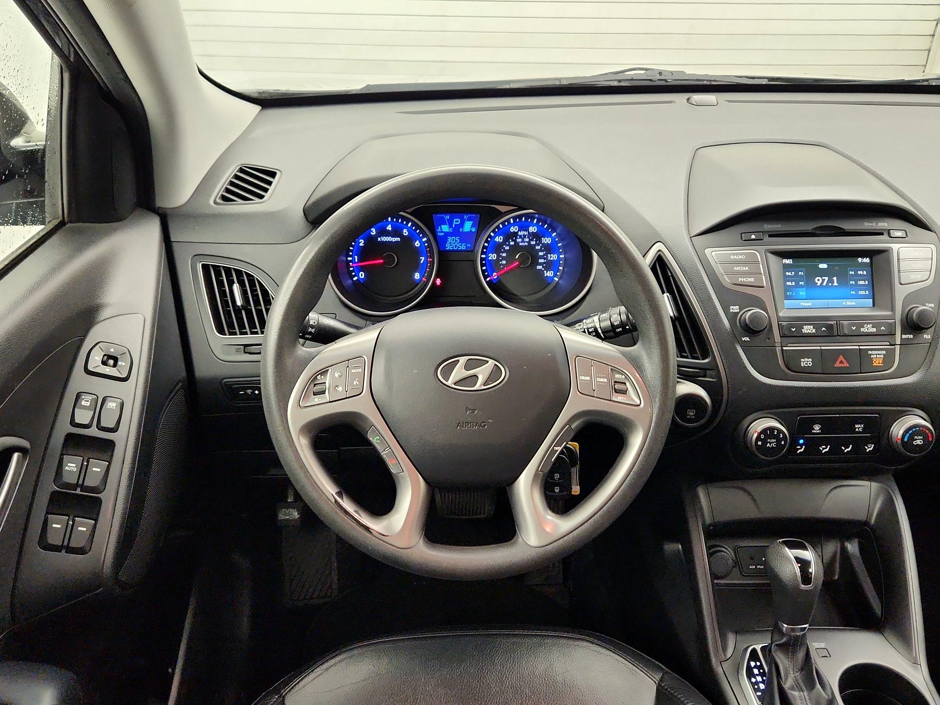 Thumbnail: 2015 Hyundai Tucson - 10