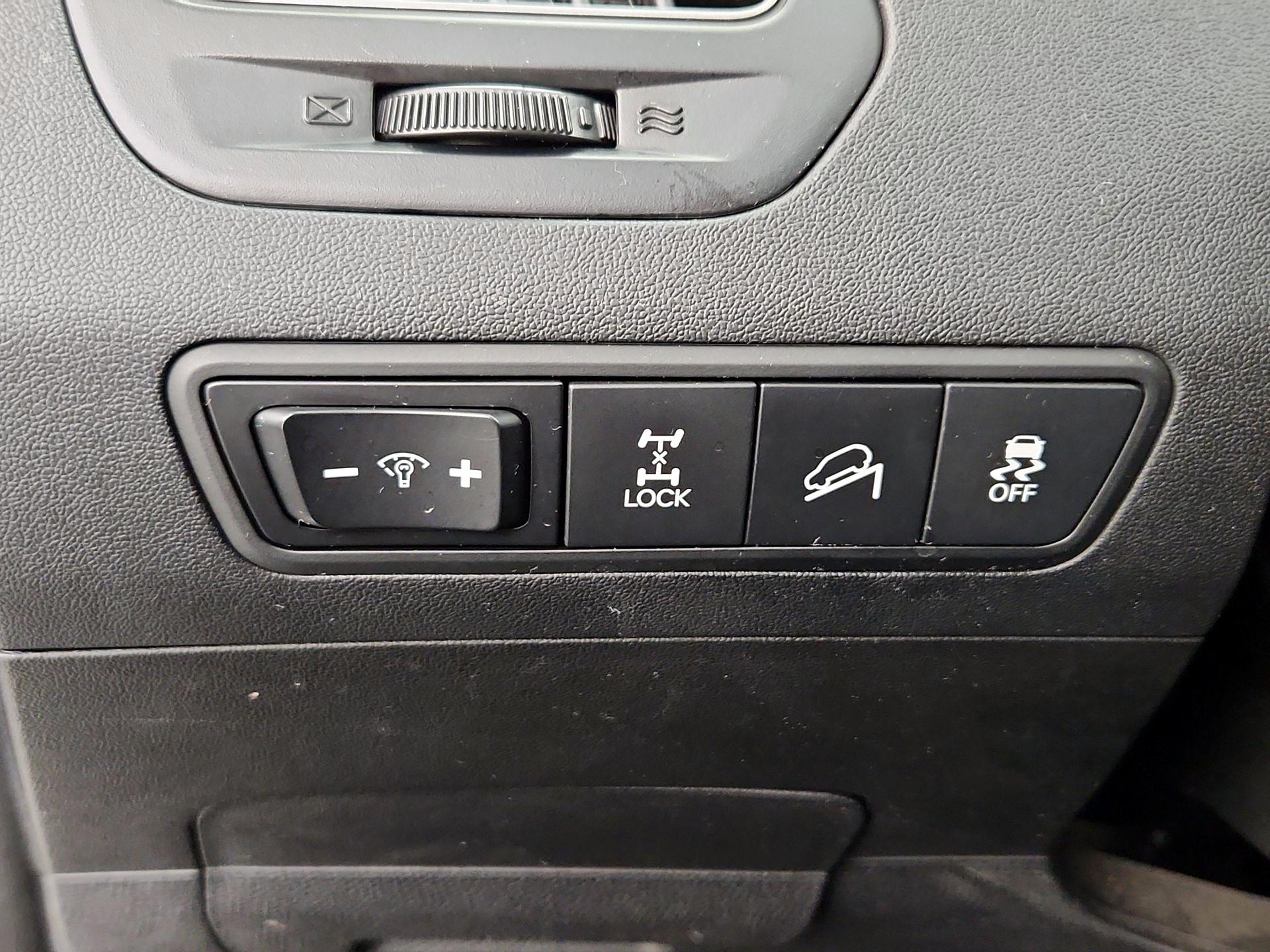 Thumbnail: 2015 Hyundai Tucson - 13