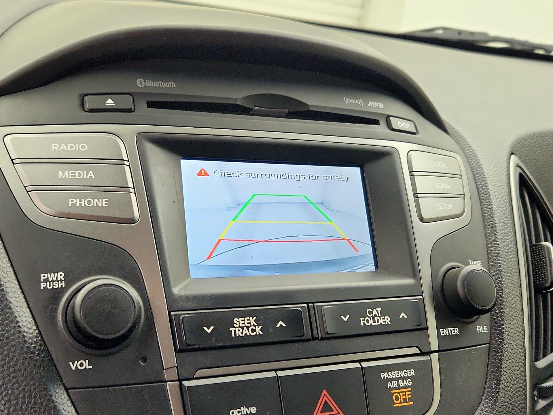 Thumbnail: 2015 Hyundai Tucson - 14