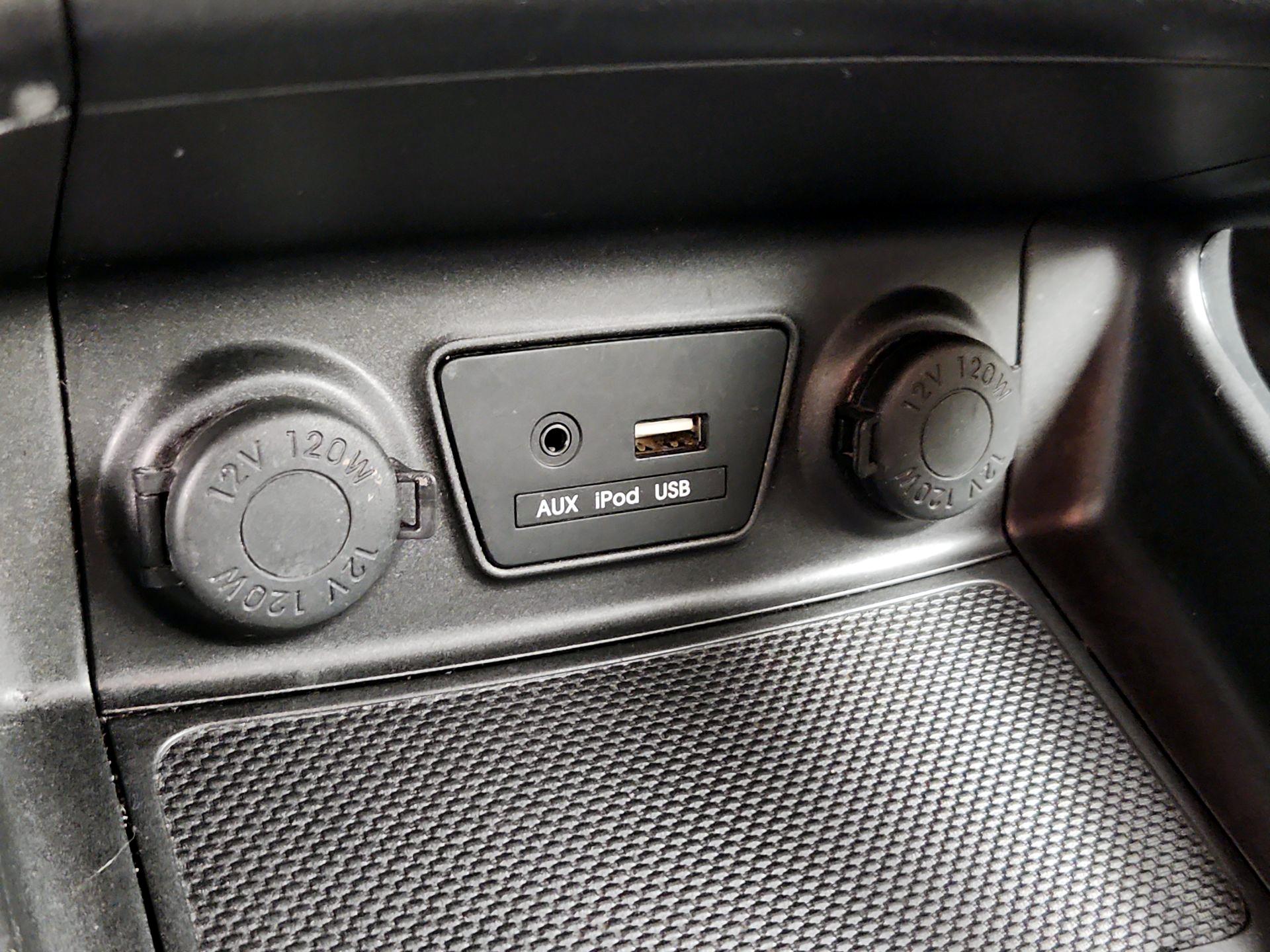 Thumbnail: 2015 Hyundai Tucson - 18