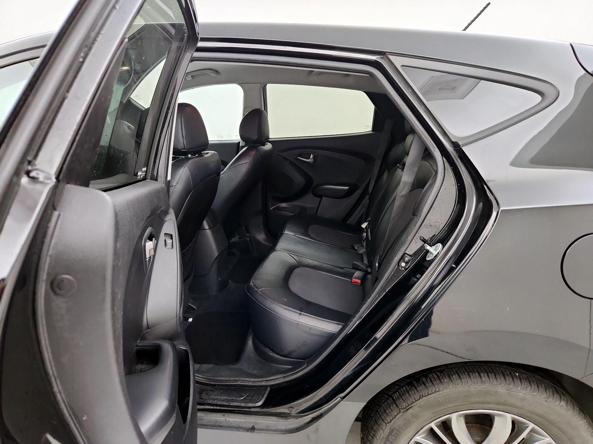 Thumbnail: 2015 Hyundai Tucson - 19