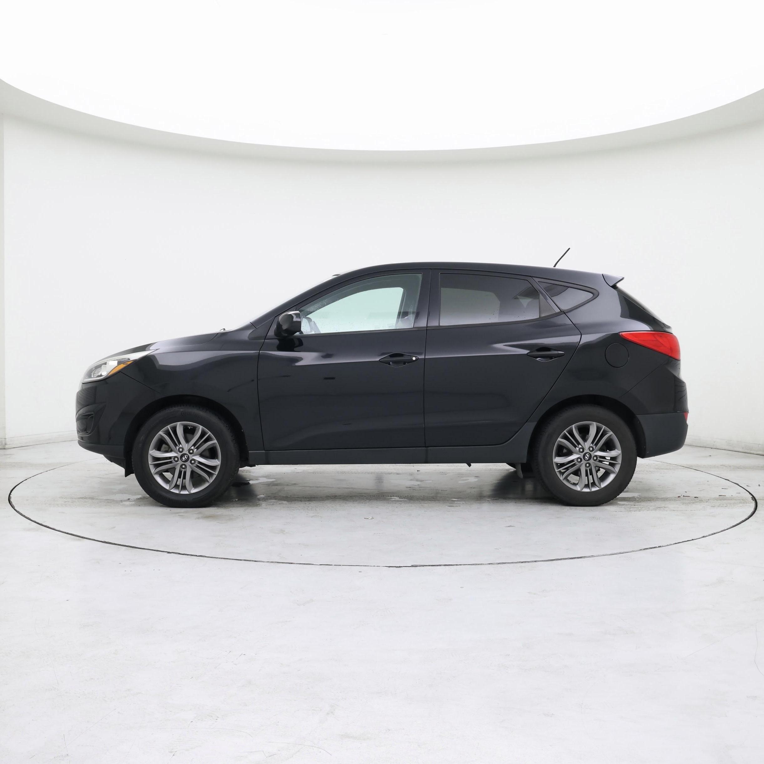Thumbnail: 2015 Hyundai Tucson - 3