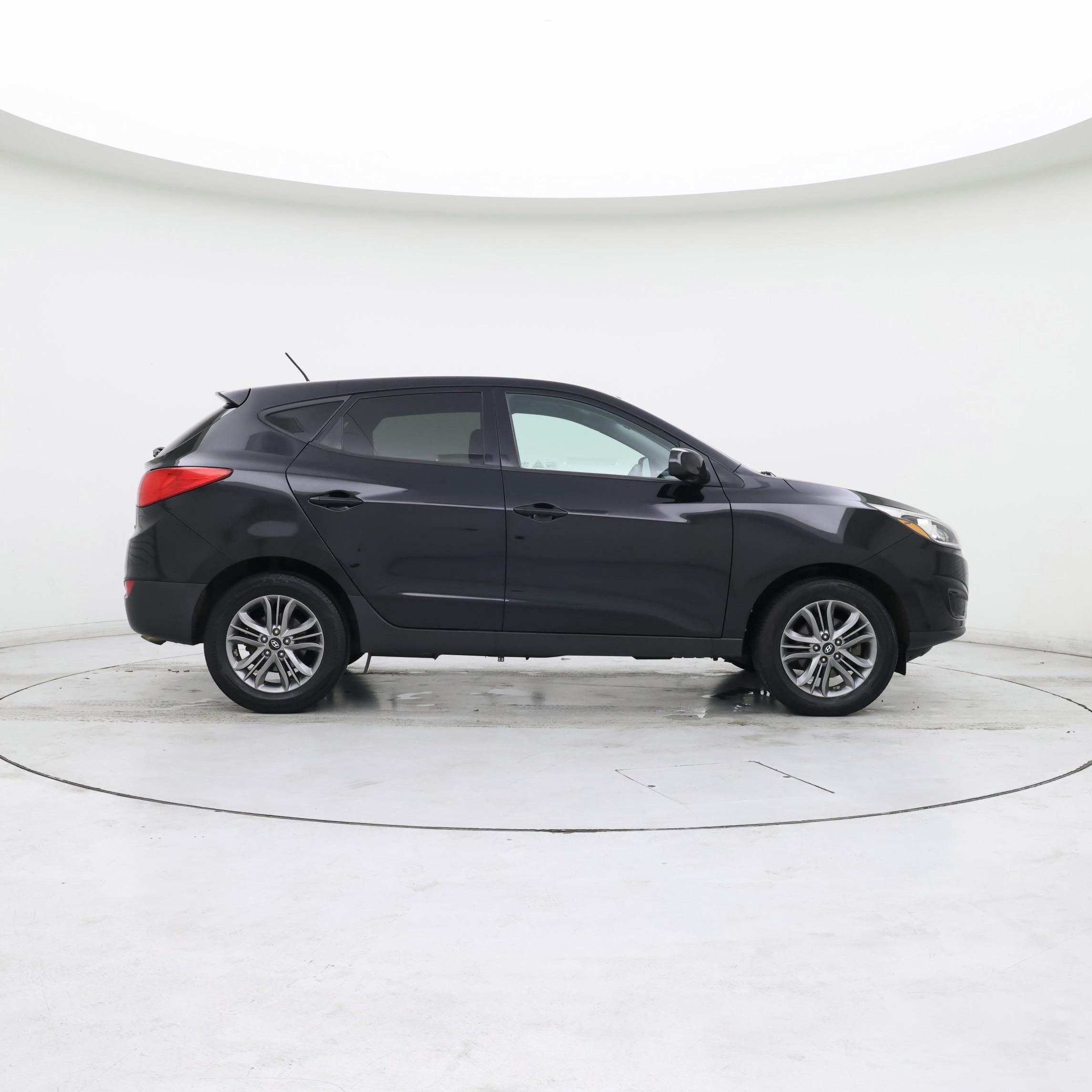 Thumbnail: 2015 Hyundai Tucson - 7