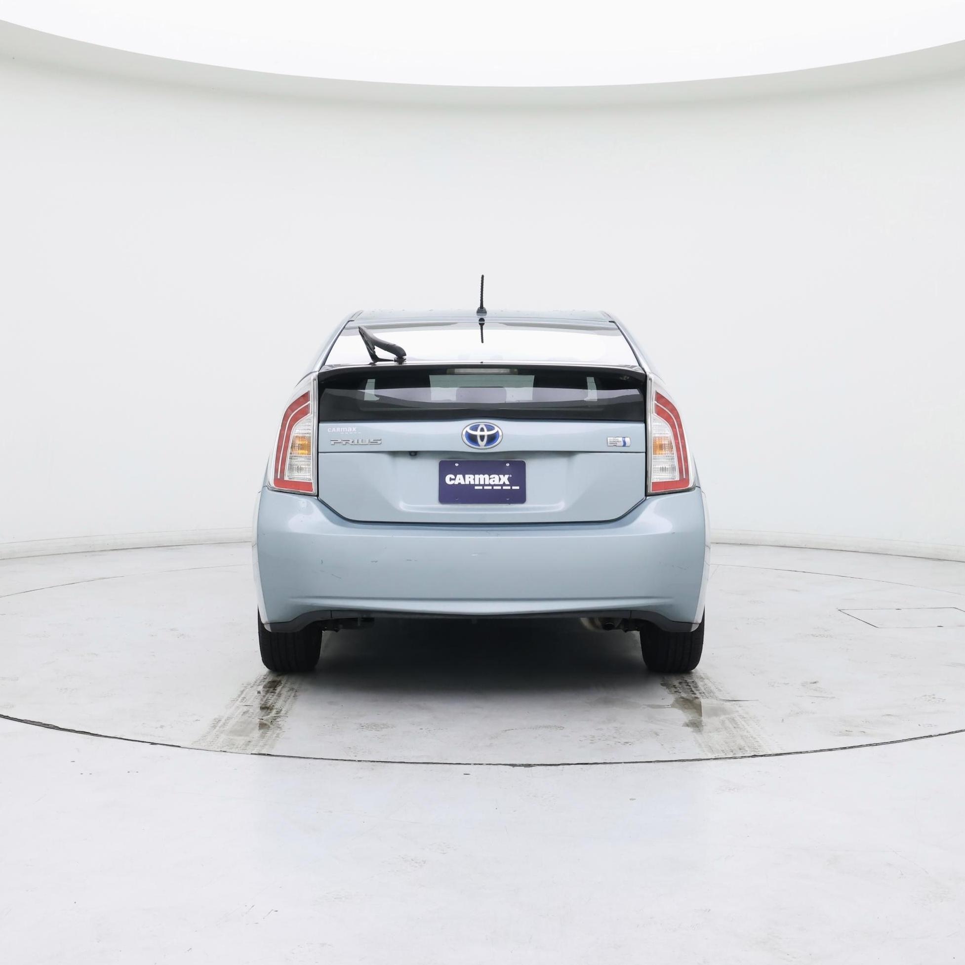 Thumbnail: 2015 Toyota Prius - 6