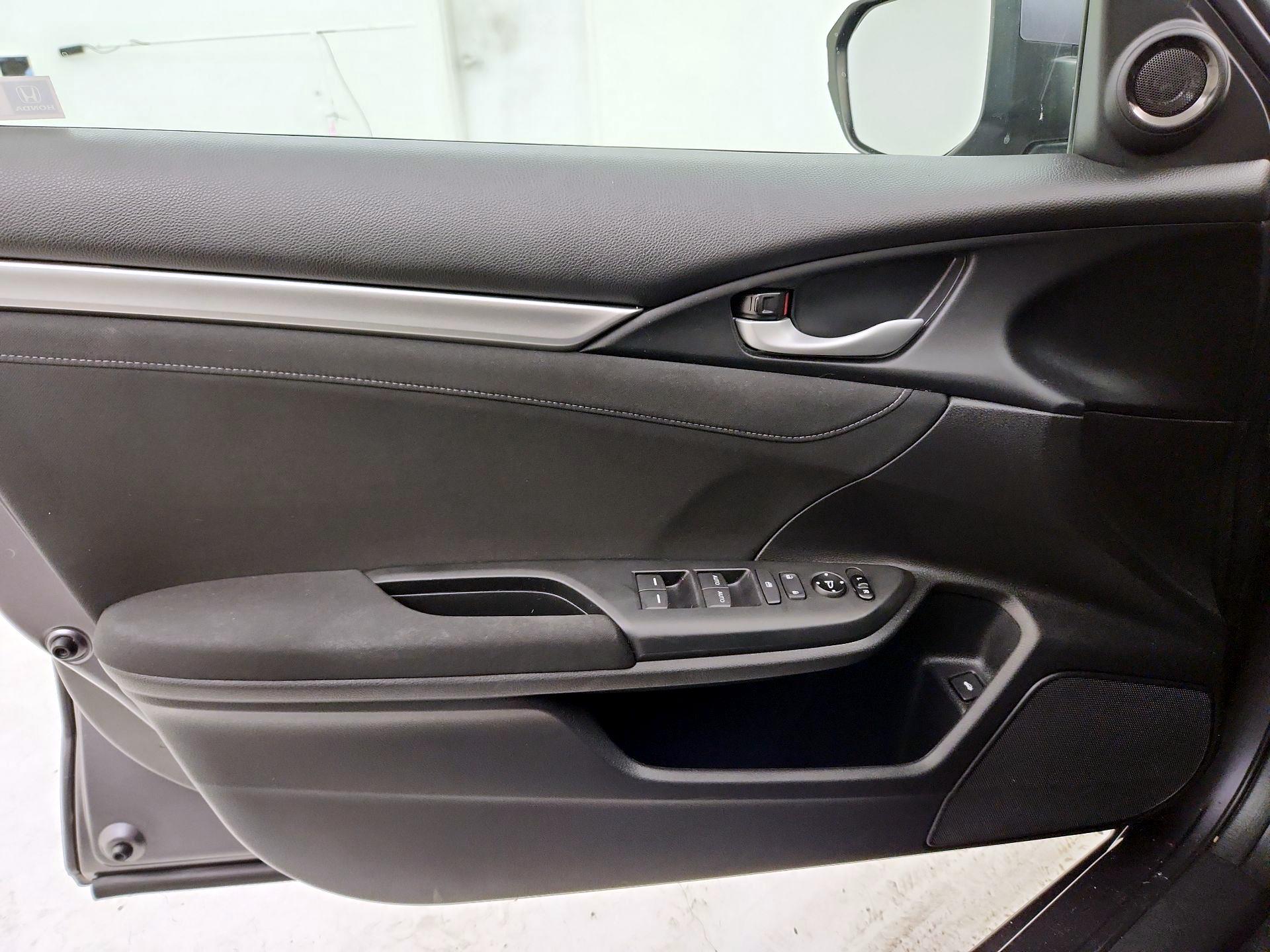 Thumbnail: 2018 Honda Civic - 12