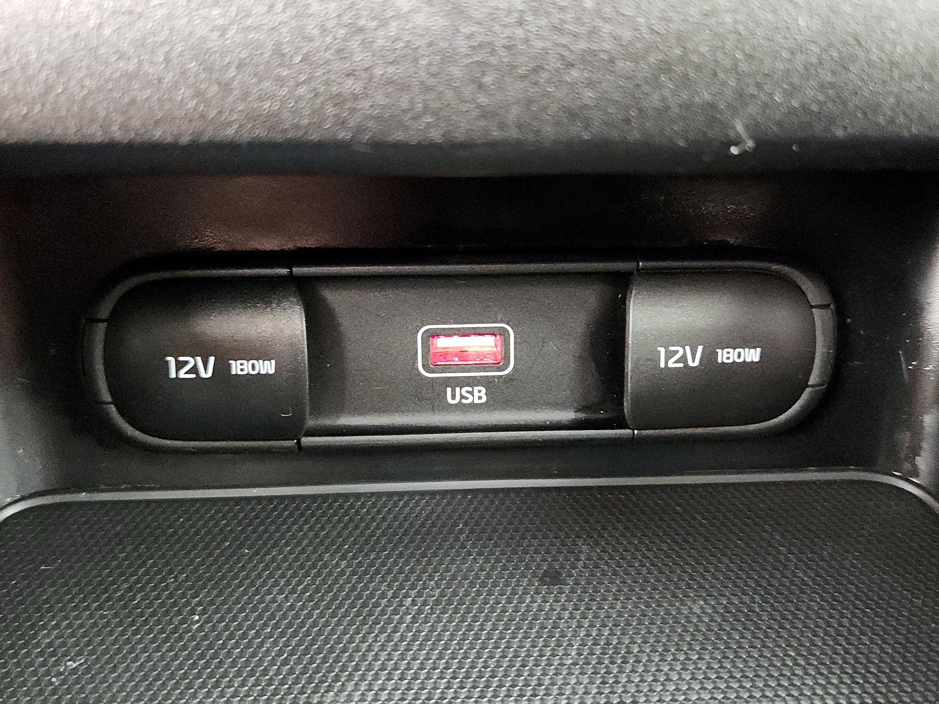 Thumbnail: 2023 Kia Forte - 18