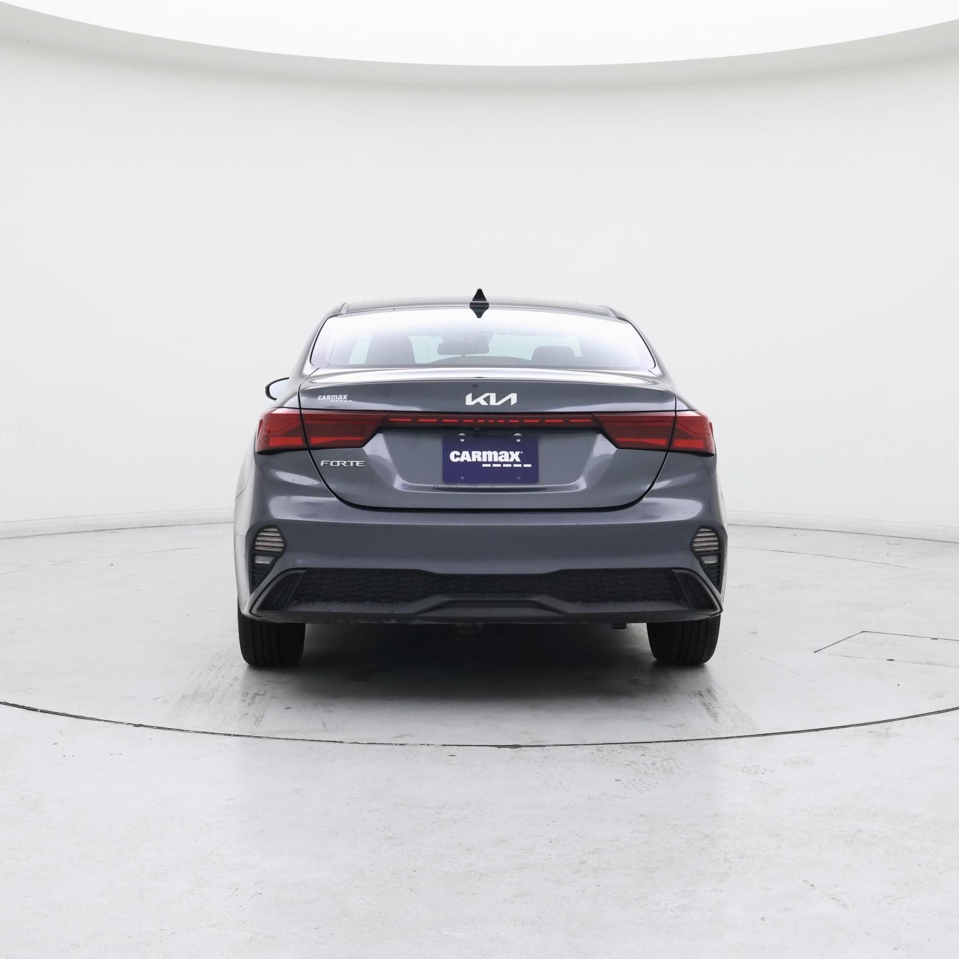 Thumbnail: 2023 Kia Forte - 6