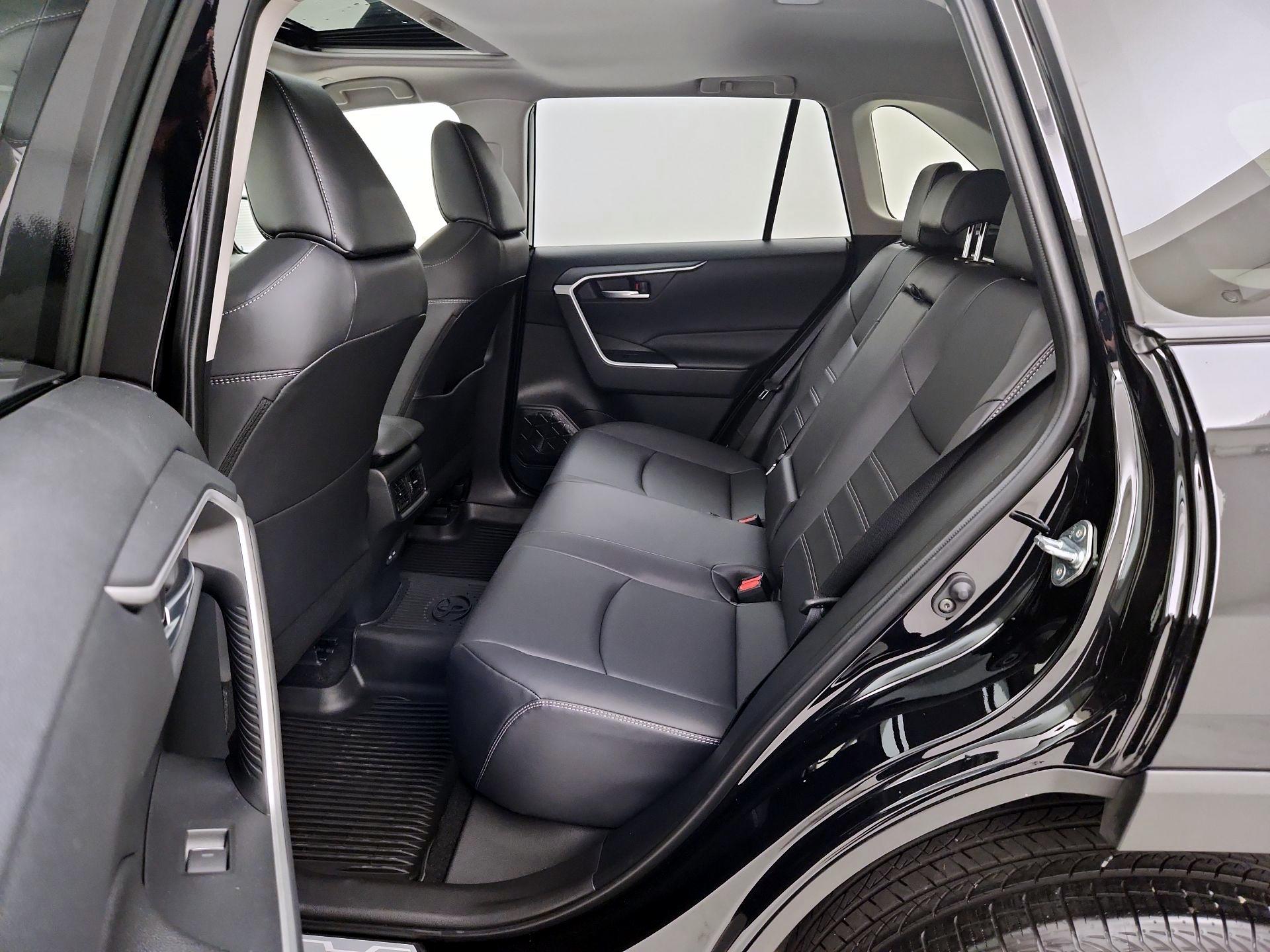 Thumbnail: 2025 Toyota RAV4 - 20