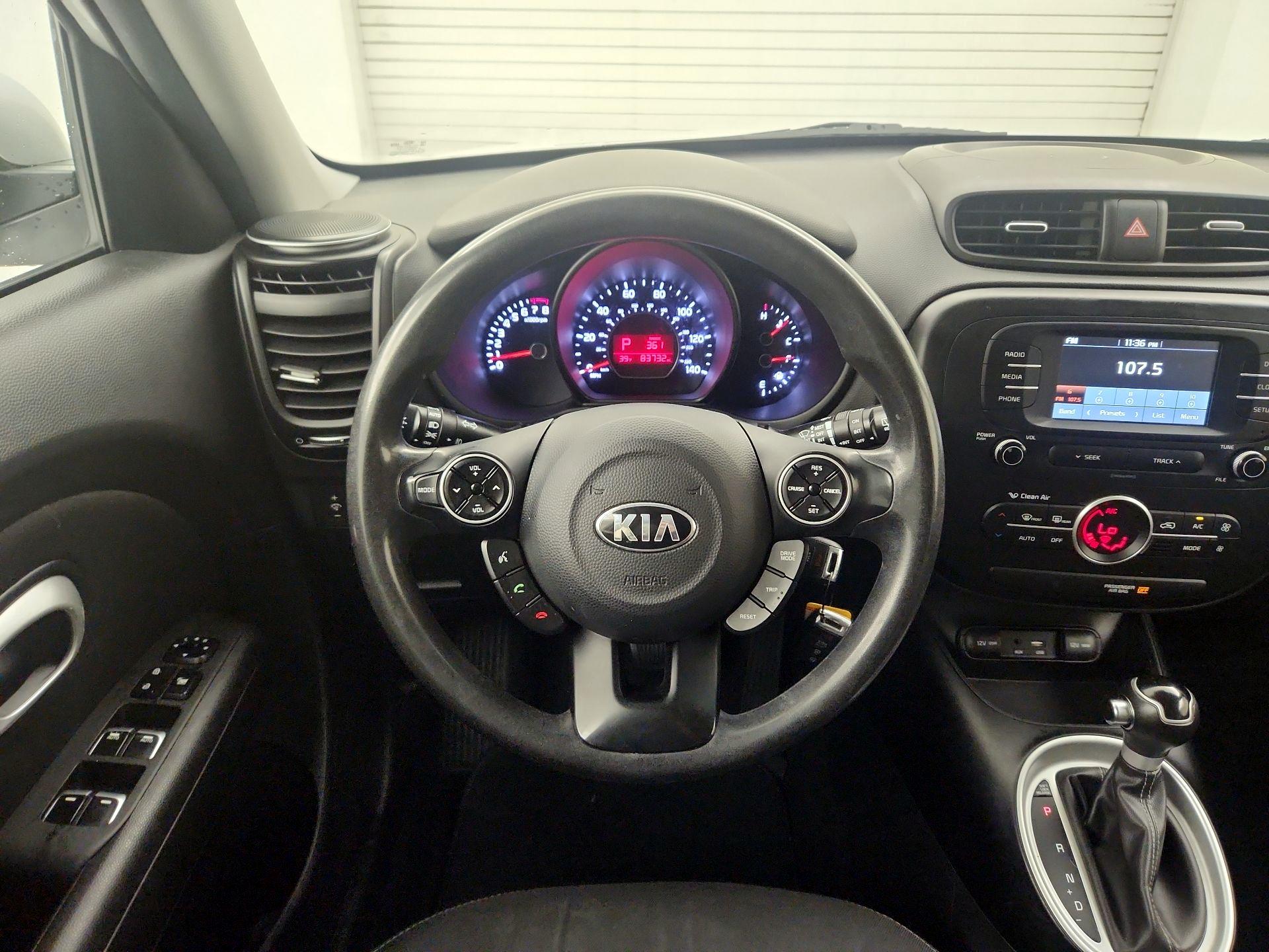 Thumbnail: 2017 Kia Soul - 10
