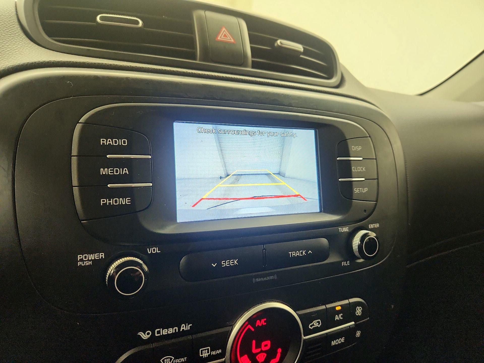 Thumbnail: 2017 Kia Soul - 14