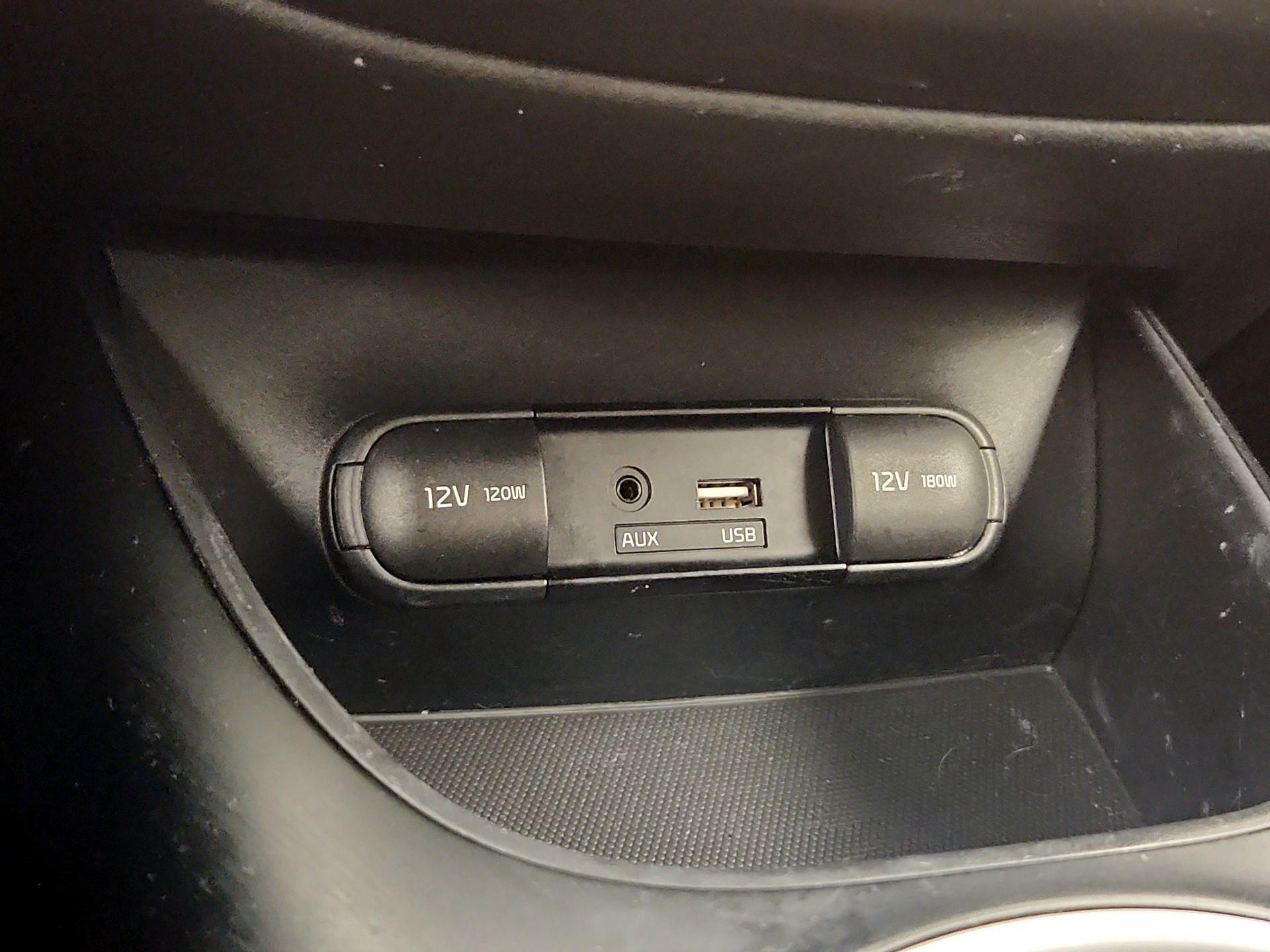 Thumbnail: 2017 Kia Soul - 18